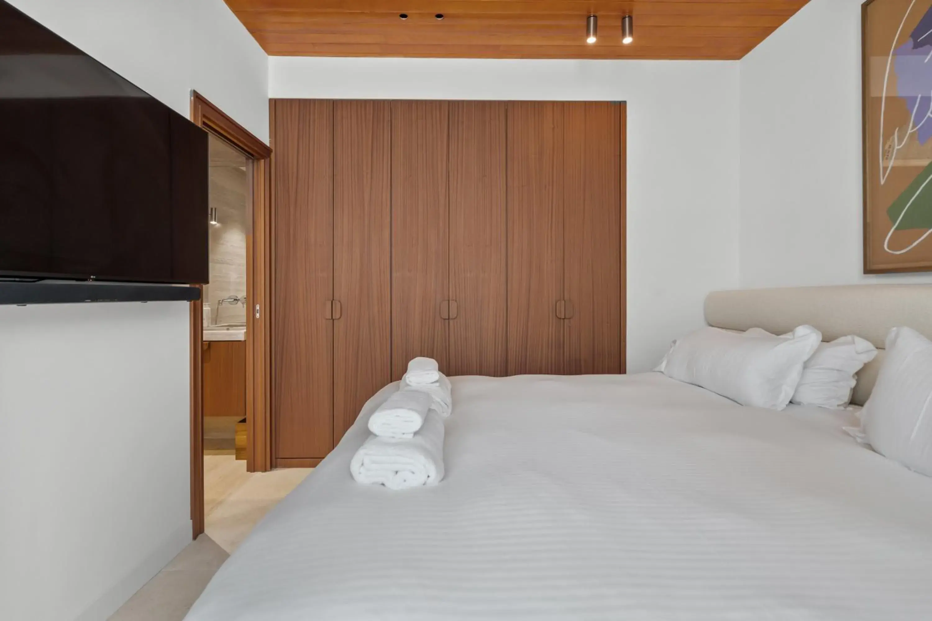 Bed in Hotel Casarose - Cannes Mandelieu Bed in Hotel Casarose - Cannes Mandelieu