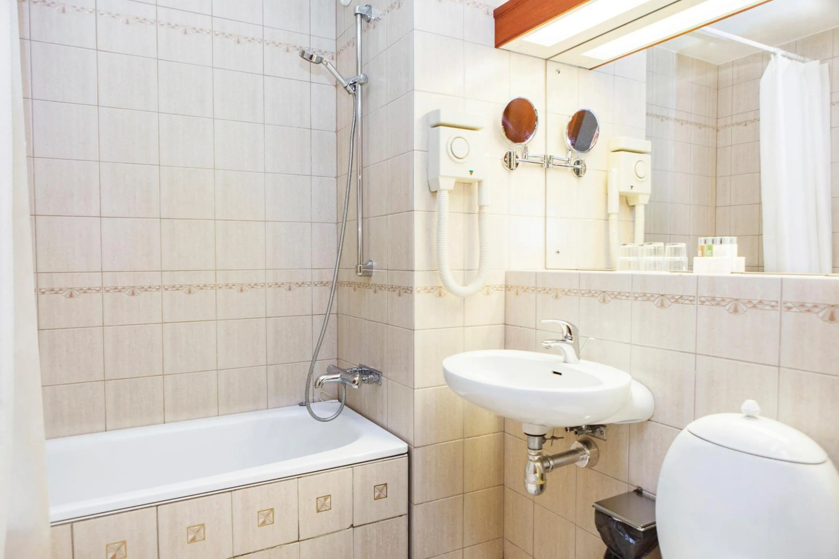 Bathroom in Hotel Bishops Arms Malmö