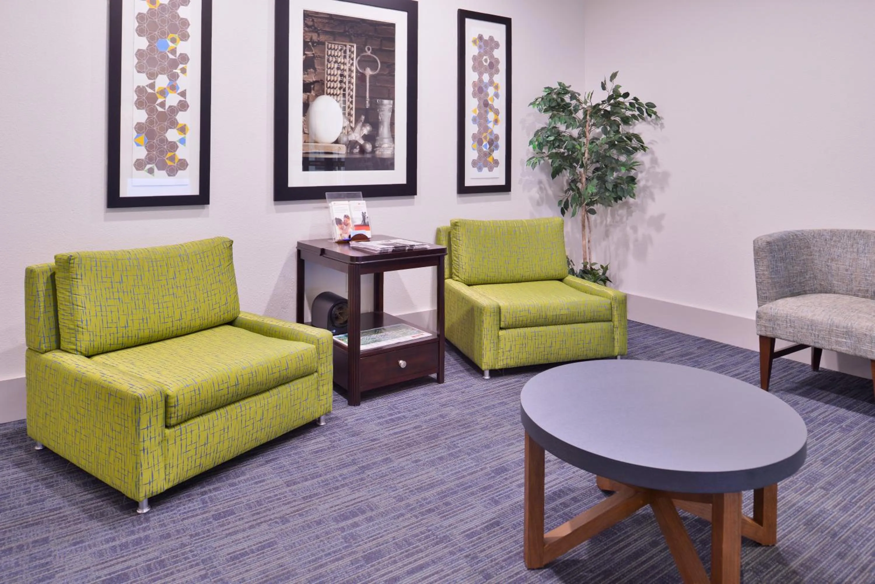 Lobby or reception in Holiday Inn Express Hotel & Suites San Antonio NW-Medical Area by IHG