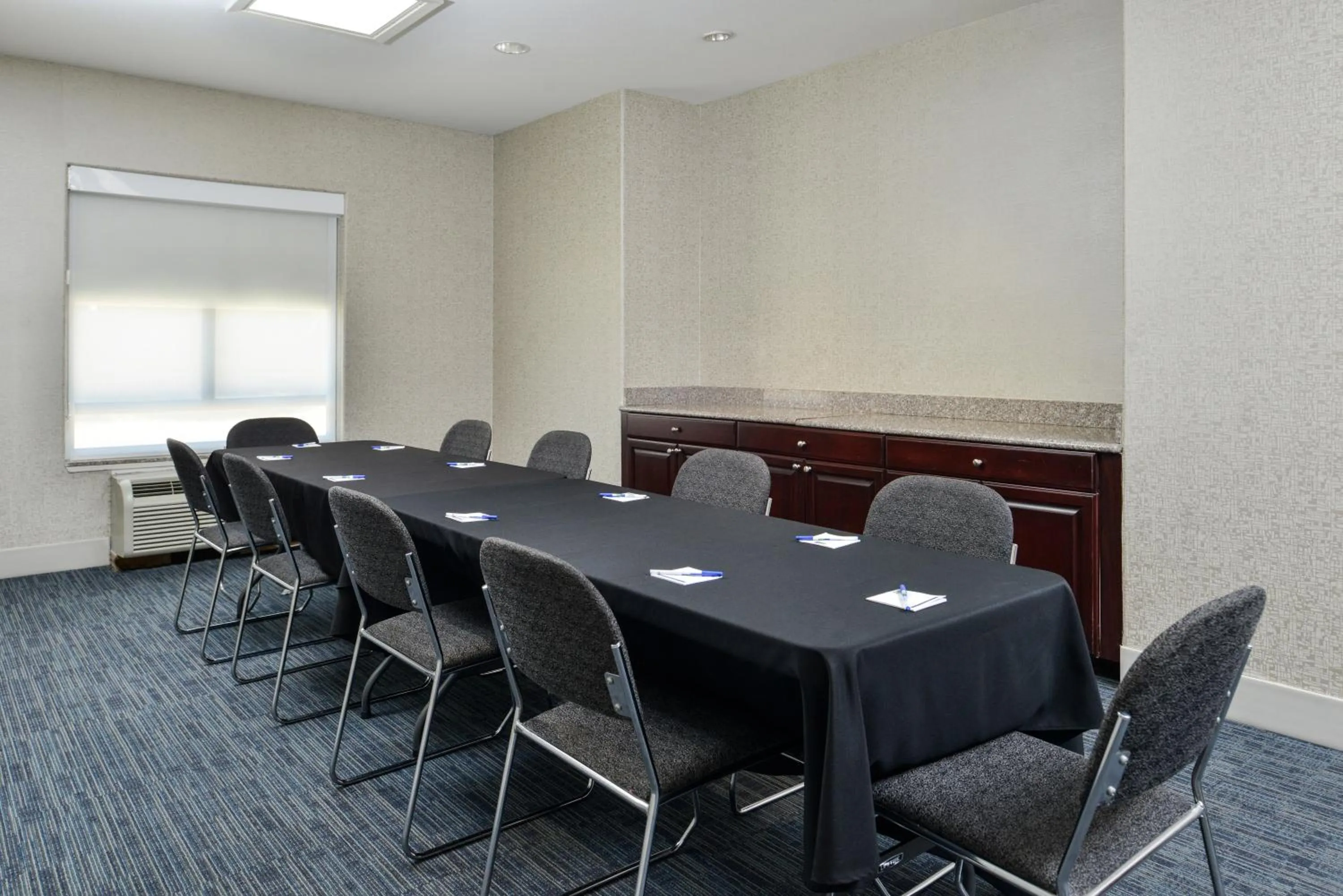 Meeting/conference room in Holiday Inn Express Hotel & Suites San Antonio NW-Medical Area by IHG
