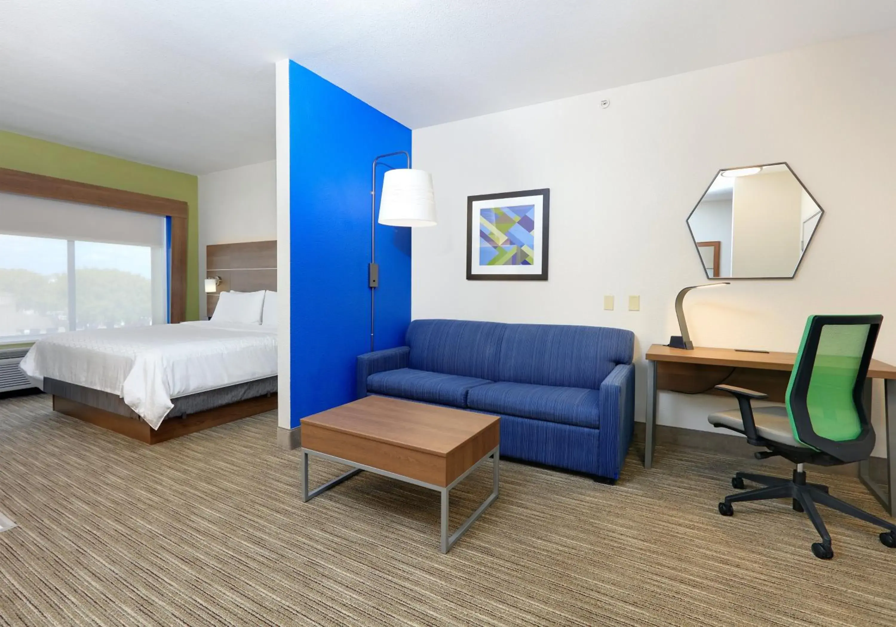 Suite - Hearing Accessible - Non-Smoking in Holiday Inn Express & Suites - Austin - Round Rock by IHG Suite - Hearing Accessible - Non-Smoking in Holiday Inn Express & Suites - Austin - Round Rock by IHG