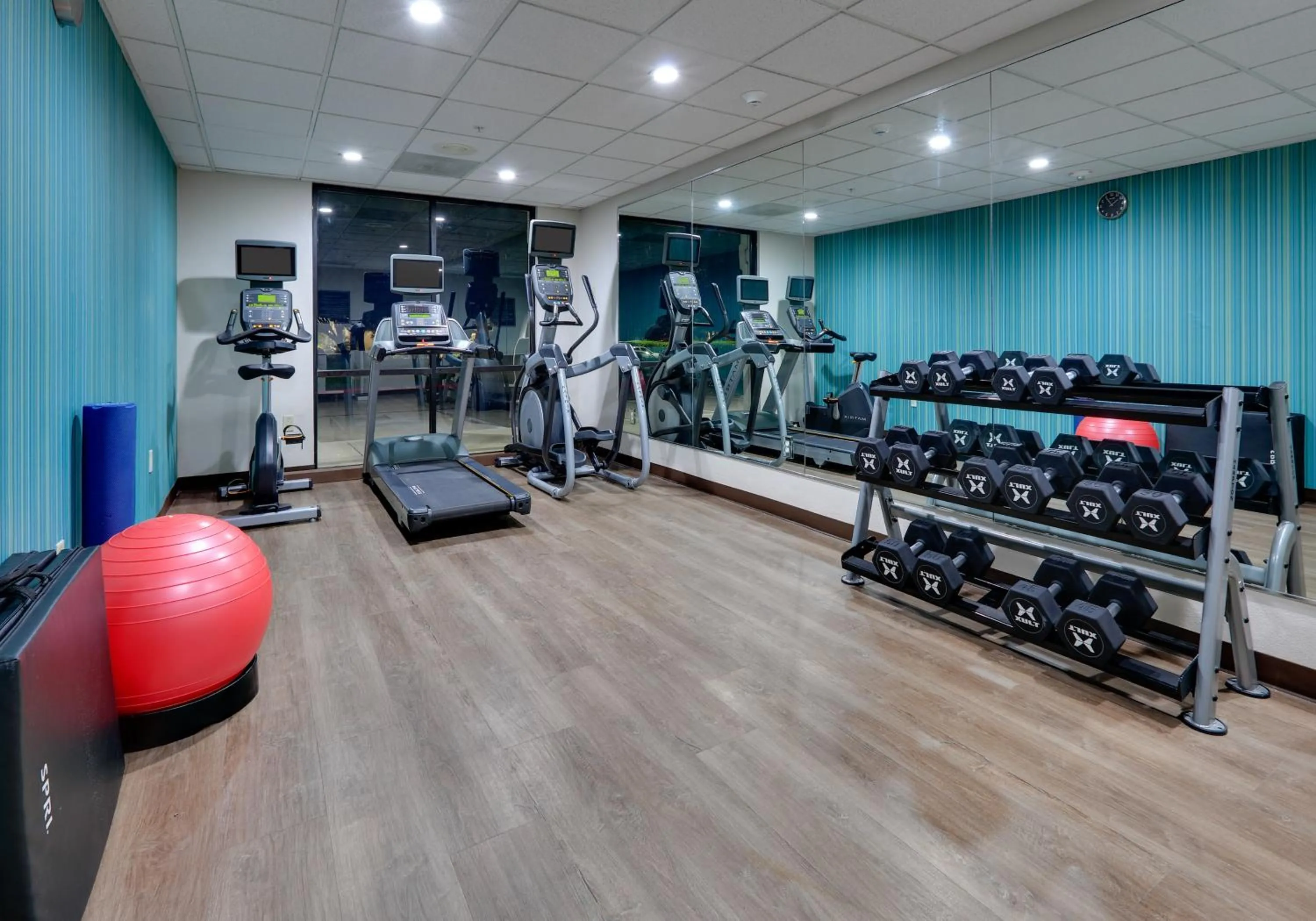 Fitness centre/facilities in Holiday Inn Express & Suites - Austin - Round Rock by IHG