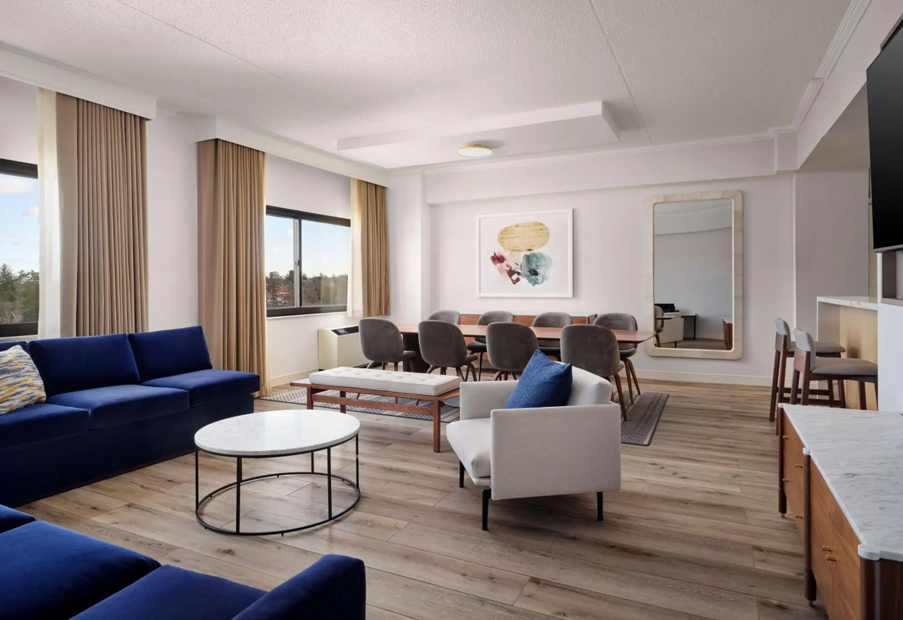 Luxury Two Bedroom Suite - King + Two Queens + Sofa Bed in Sonesta White Plains Downtown Luxury Two Bedroom Suite - King + Two Queens + Sofa Bed in Sonesta White Plains Downtown