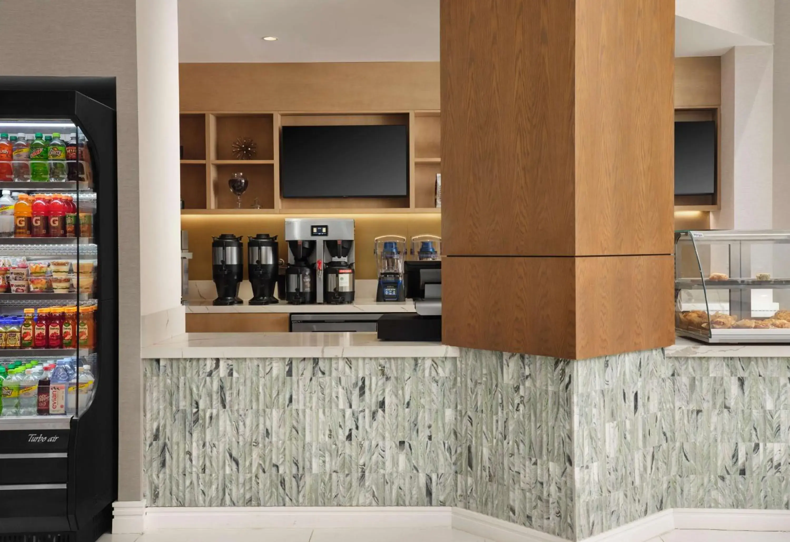 Restaurant/places to eat in Sonesta White Plains Downtown Restaurant/places to eat in Sonesta White Plains Downtown