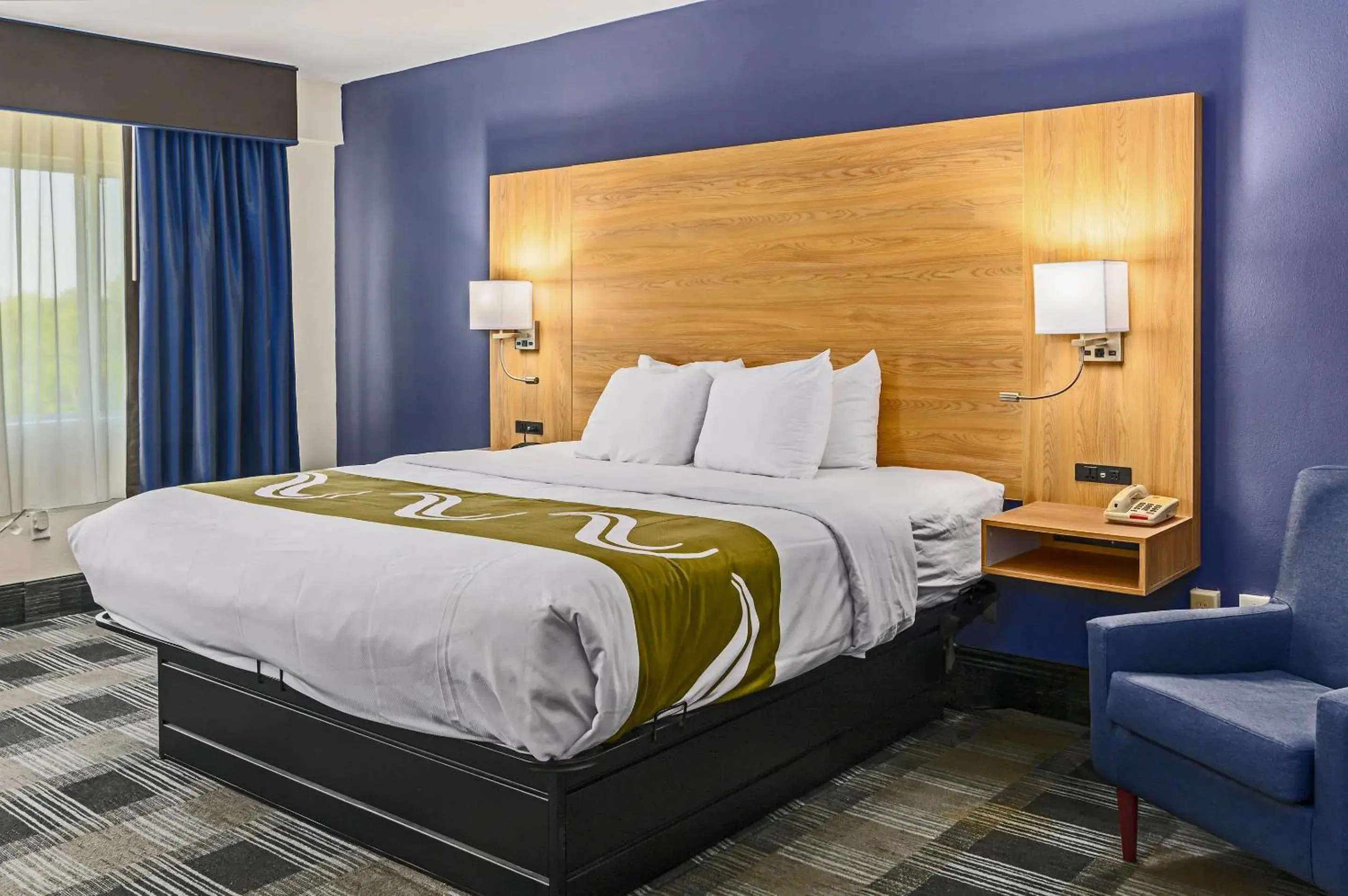 Bedroom, Bed in Quality Inn Bedroom, Bed in Quality Inn