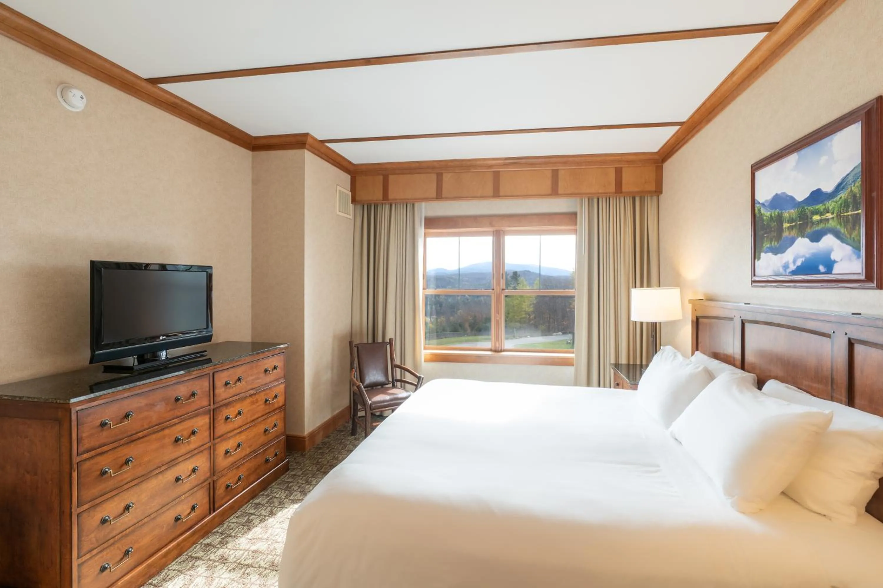 Bed in Grandview Lake Placid