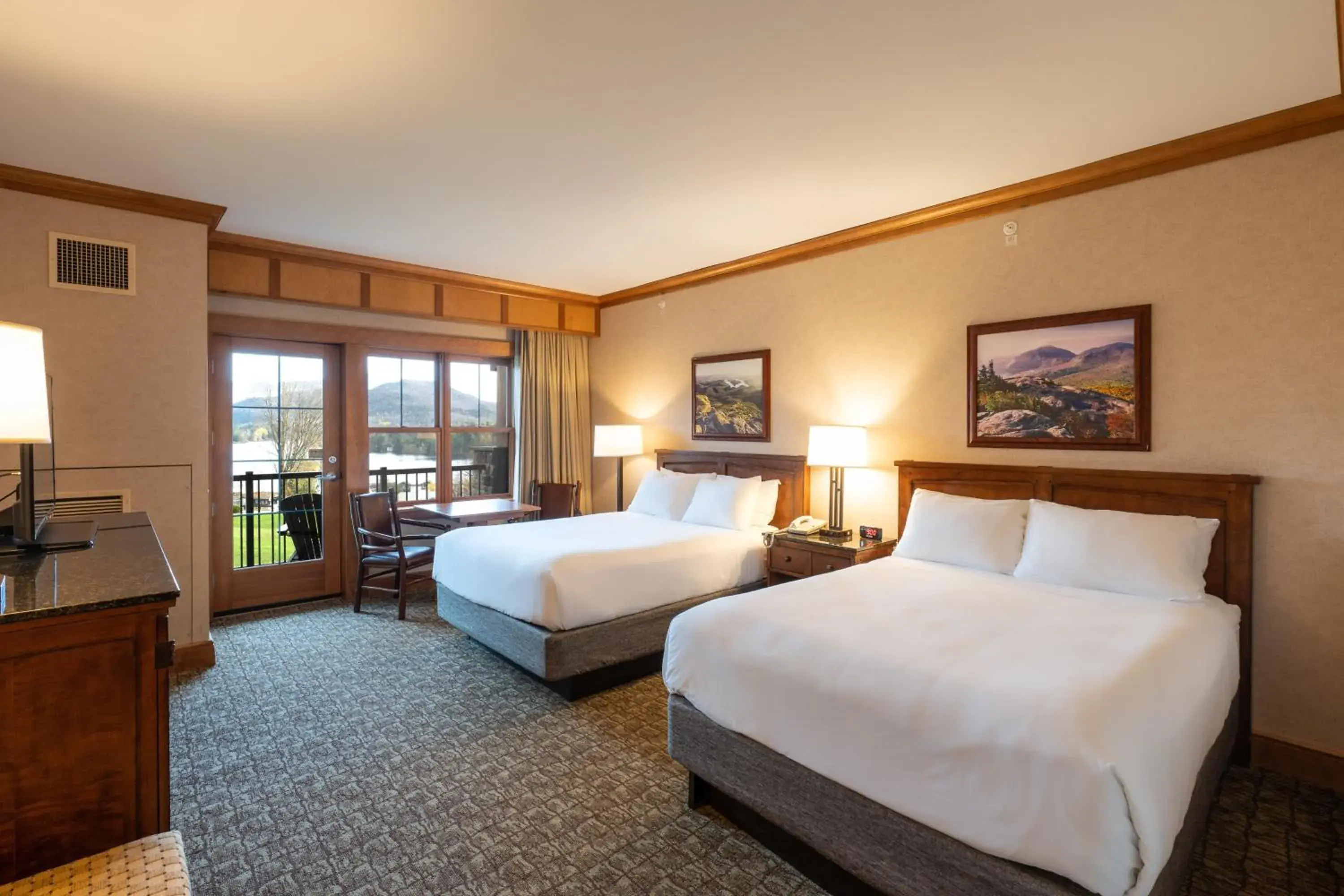 Premium Queen Room with Two Queen Beds and Lake View in Crowne Plaza Lake Placid by IHG Premium Queen Room with Two Queen Beds and Lake View in Crowne Plaza Lake Placid by IHG