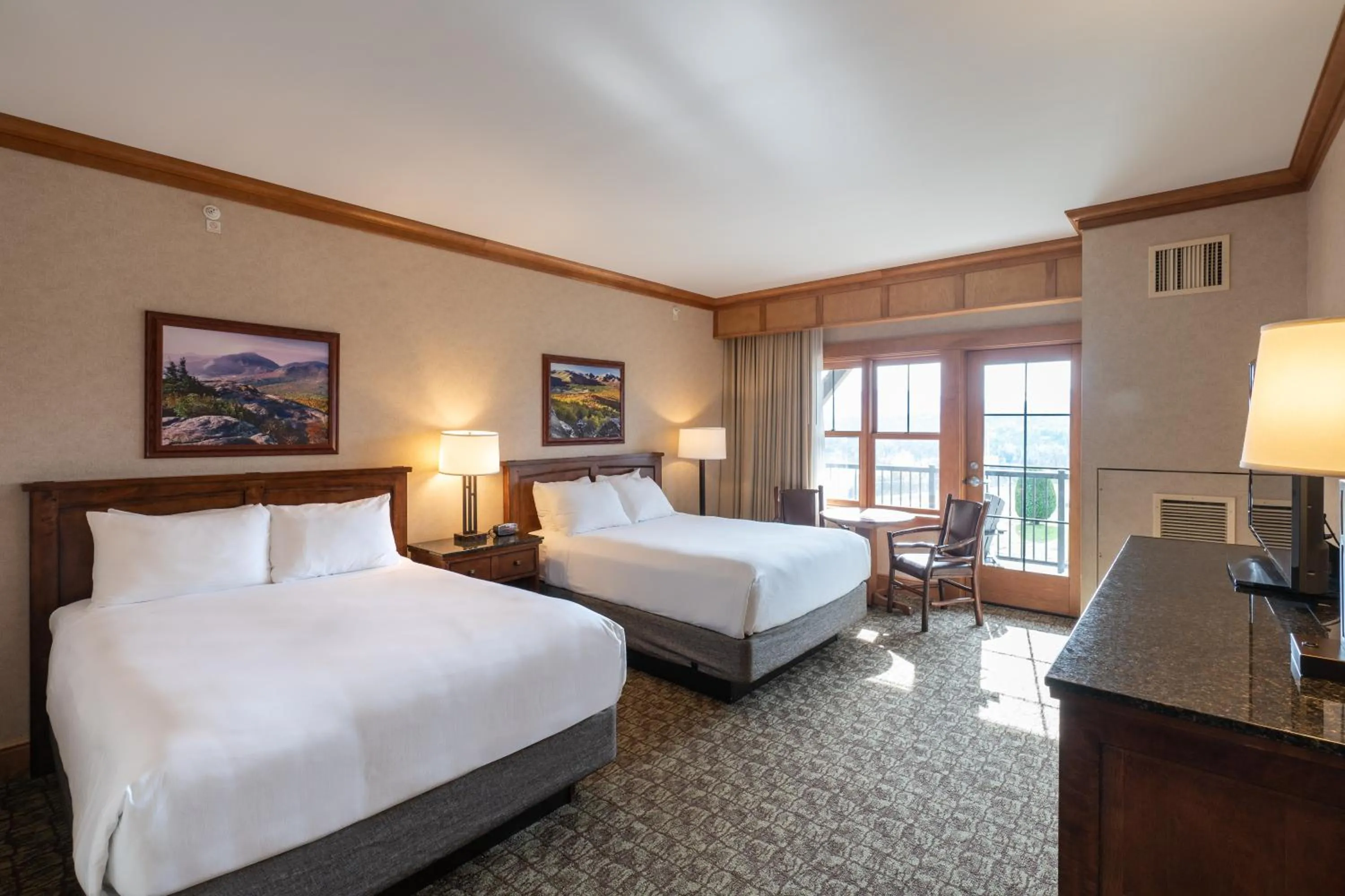 Bed in Grandview Lake Placid