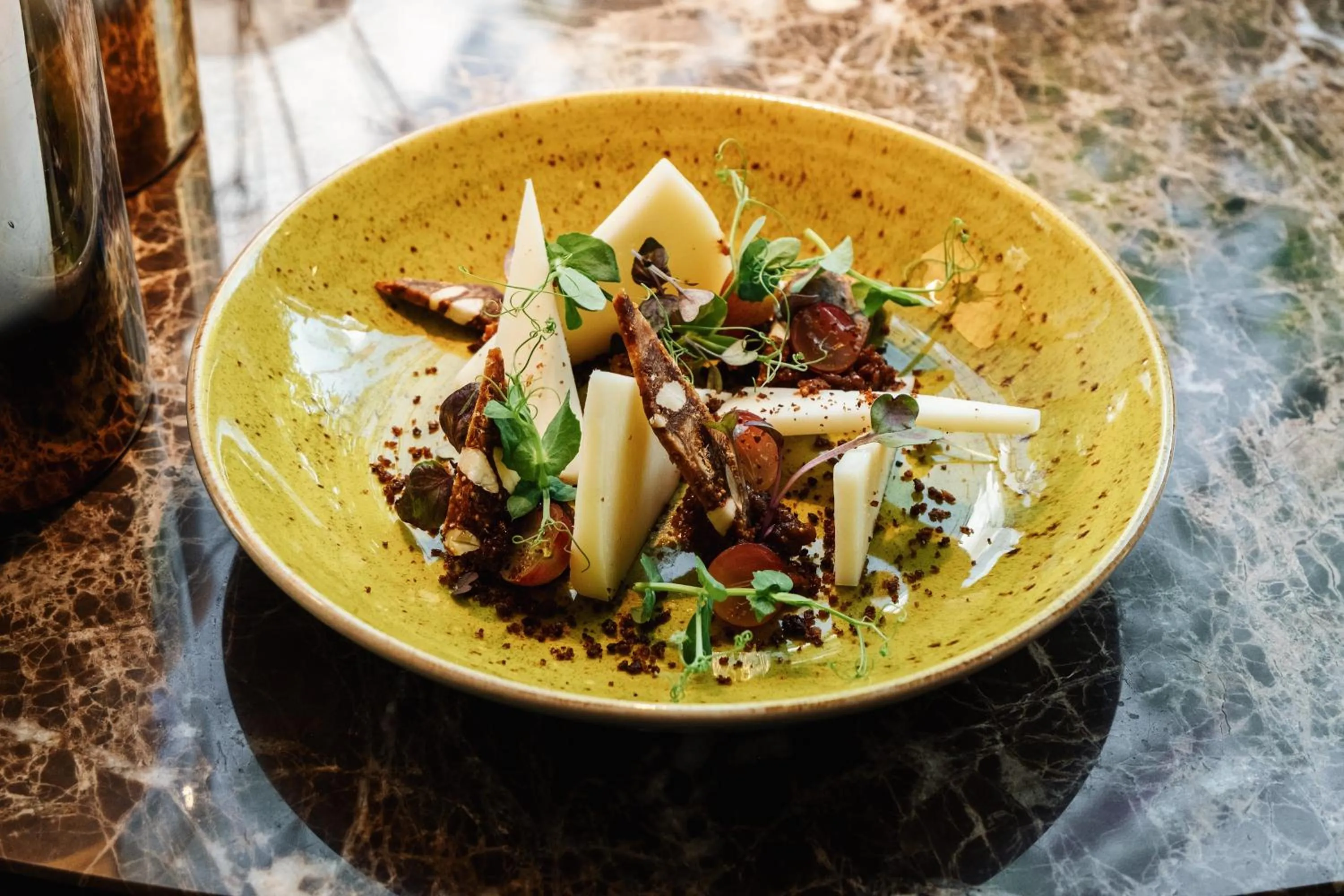 Restaurant/places to eat in AC Hotel by Marriott Mainz