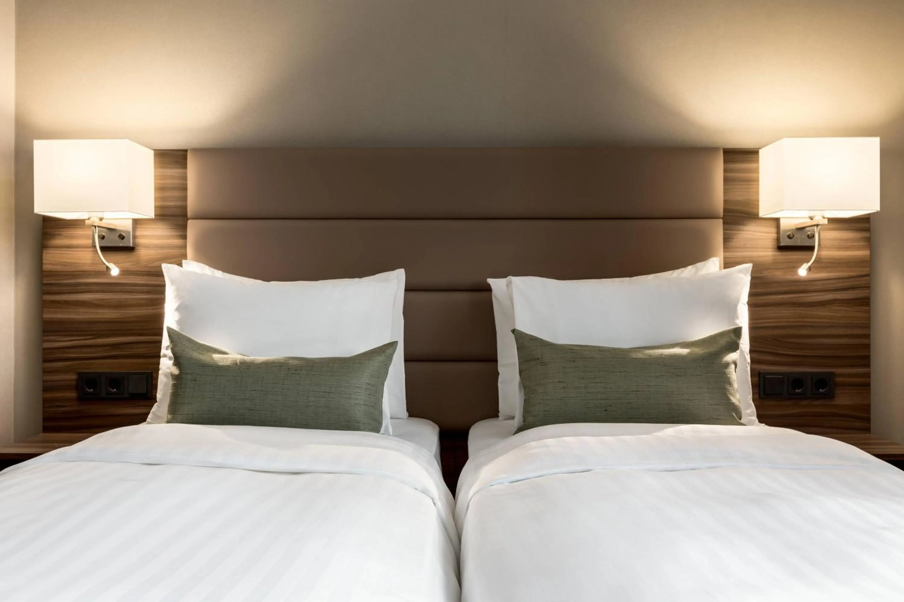 Photo of the whole room, Bed in AC Hotel by Marriott Mainz