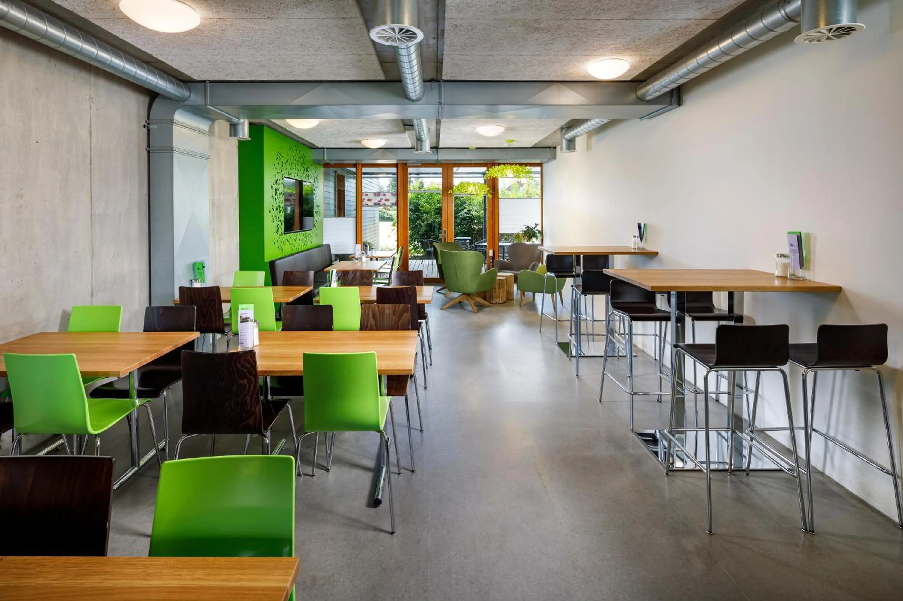 Restaurant/places to eat in Backpackers Villa Sonnenhof - Hostel Interlaken