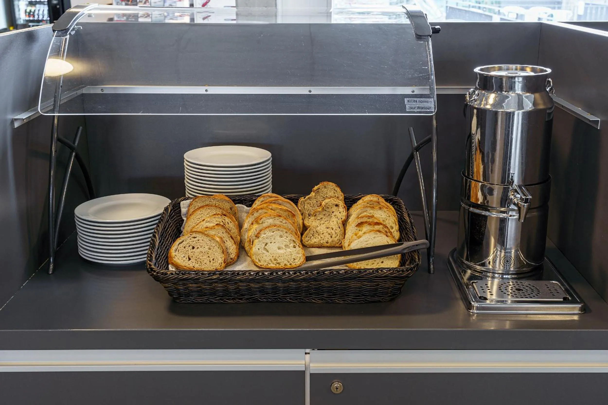 Breakfast in Backpackers Villa Sonnenhof - Hostel Interlaken