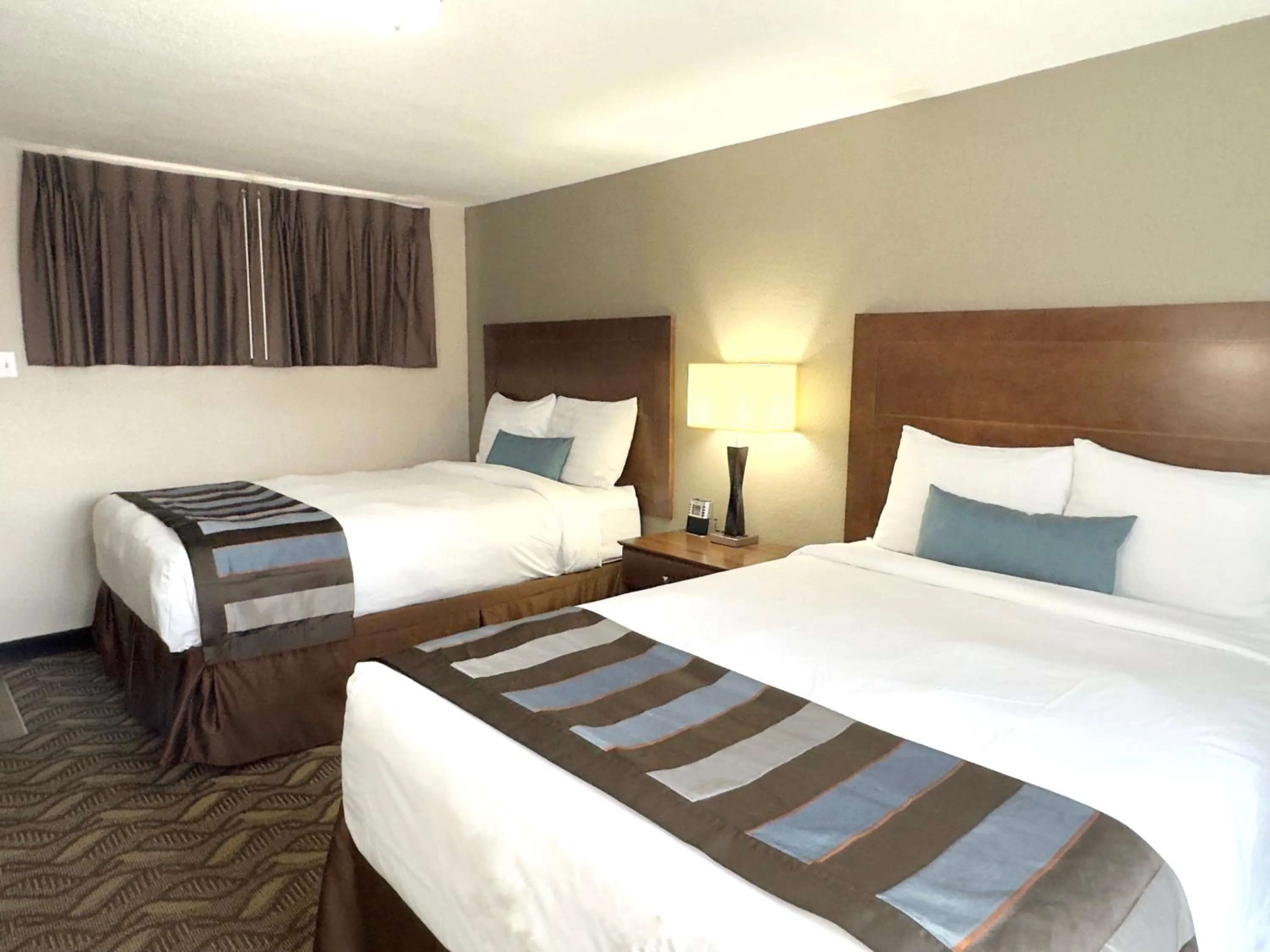 Photo of the whole room, Bed in Super 8 by Wyndham Greensburg