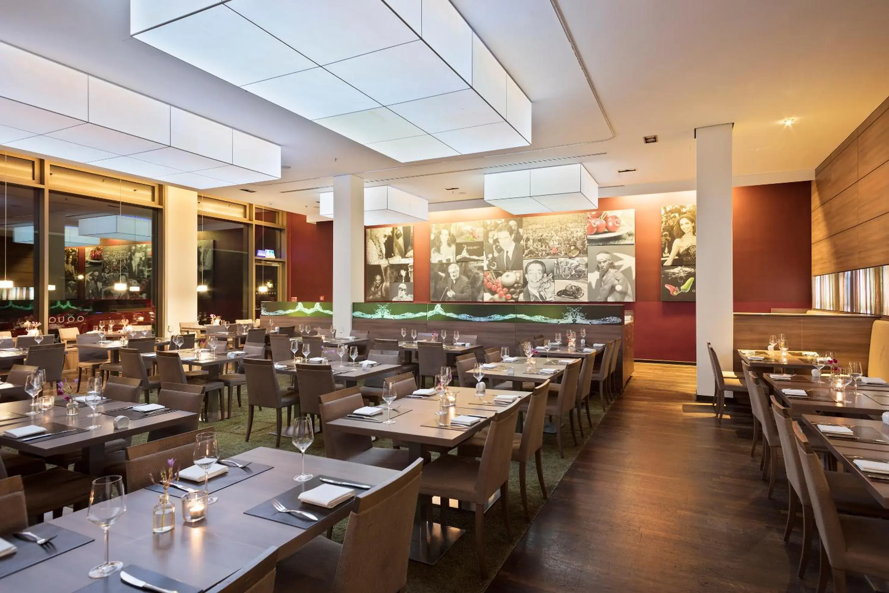 Restaurant/places to eat in Meliá Düsseldorf Restaurant/places to eat in Meliá Düsseldorf