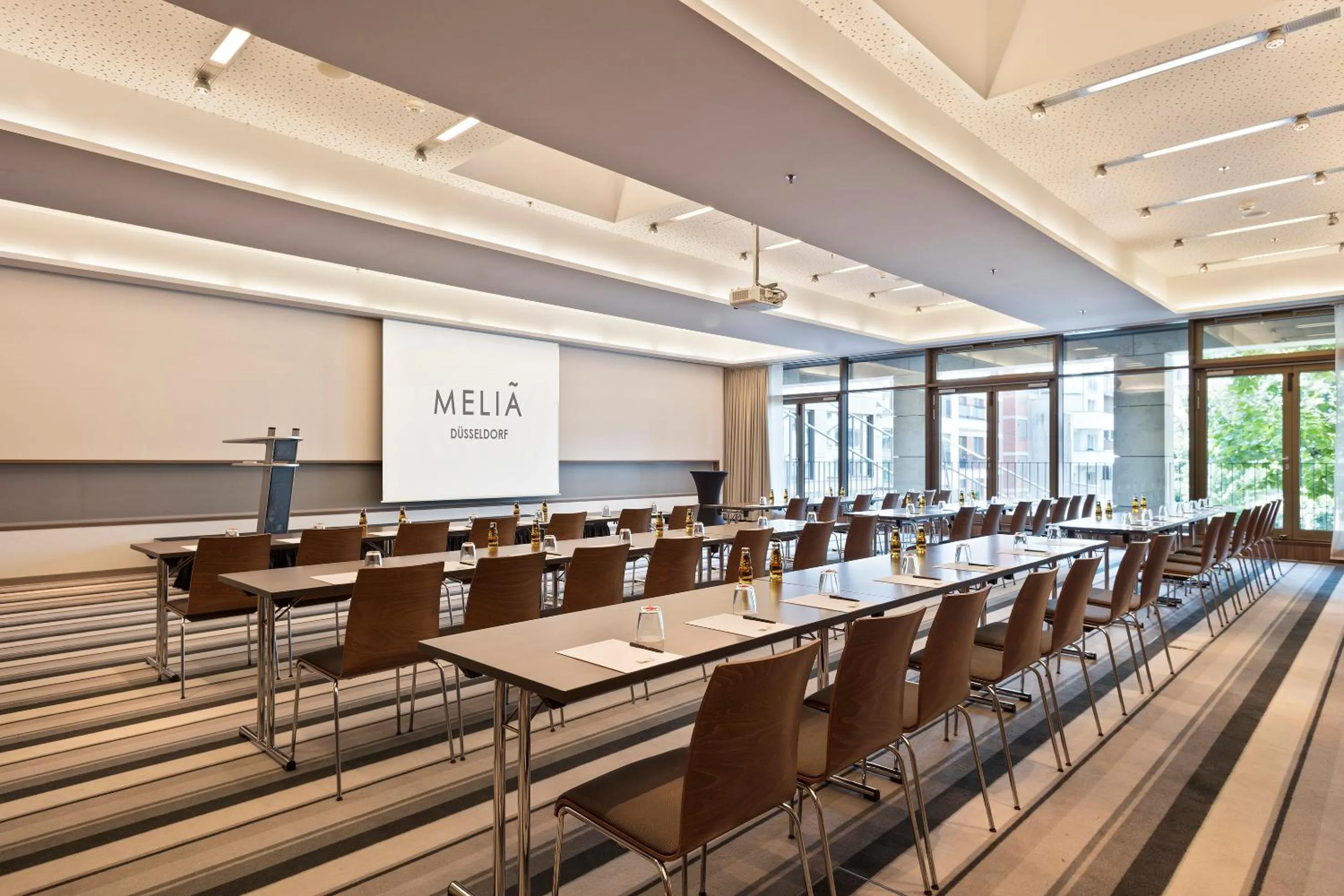 Meeting/conference room in Meliá Düsseldorf
