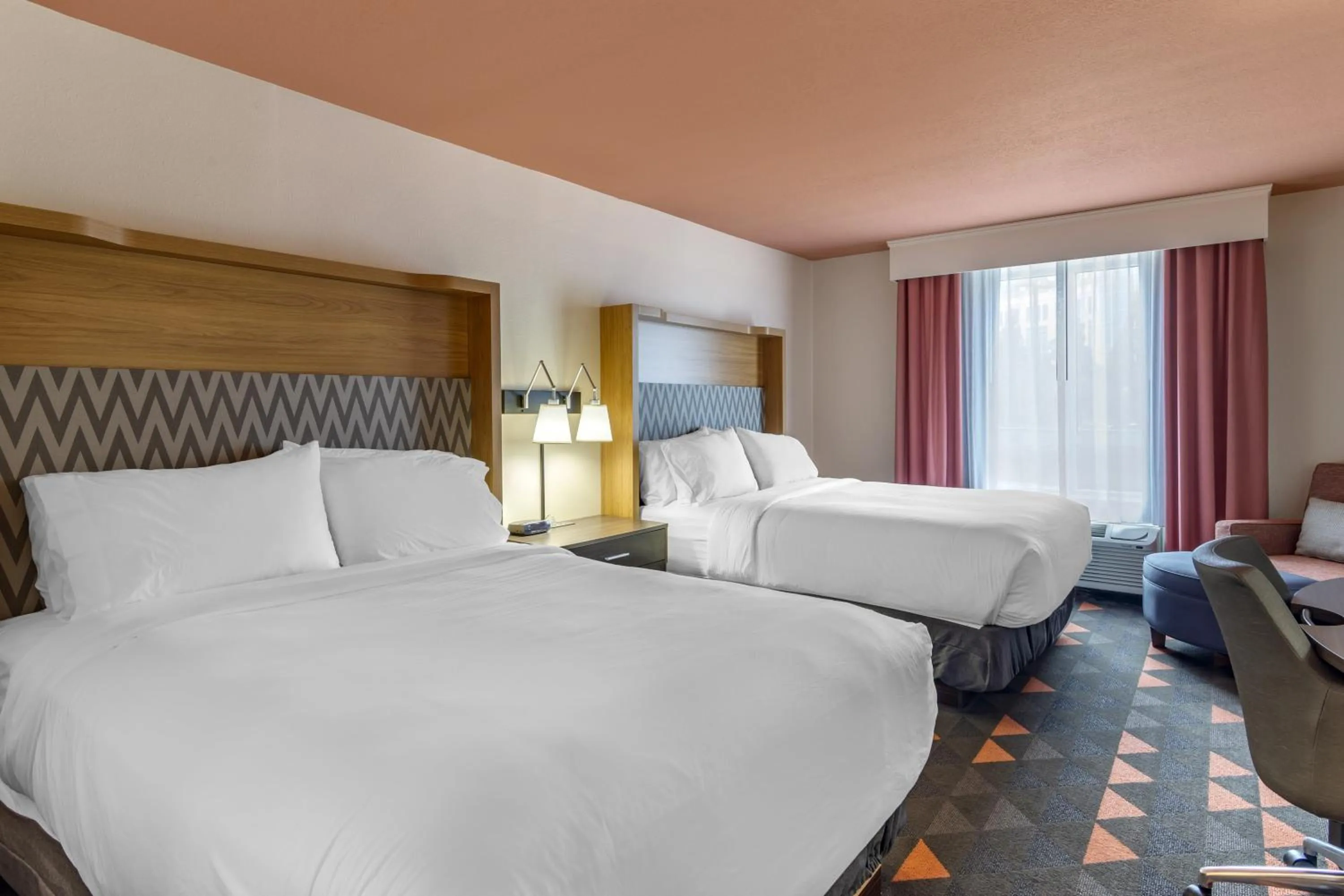 Photo of the whole room, Bed in Holiday Inn Atlanta-Gas South Arena Area by IHG