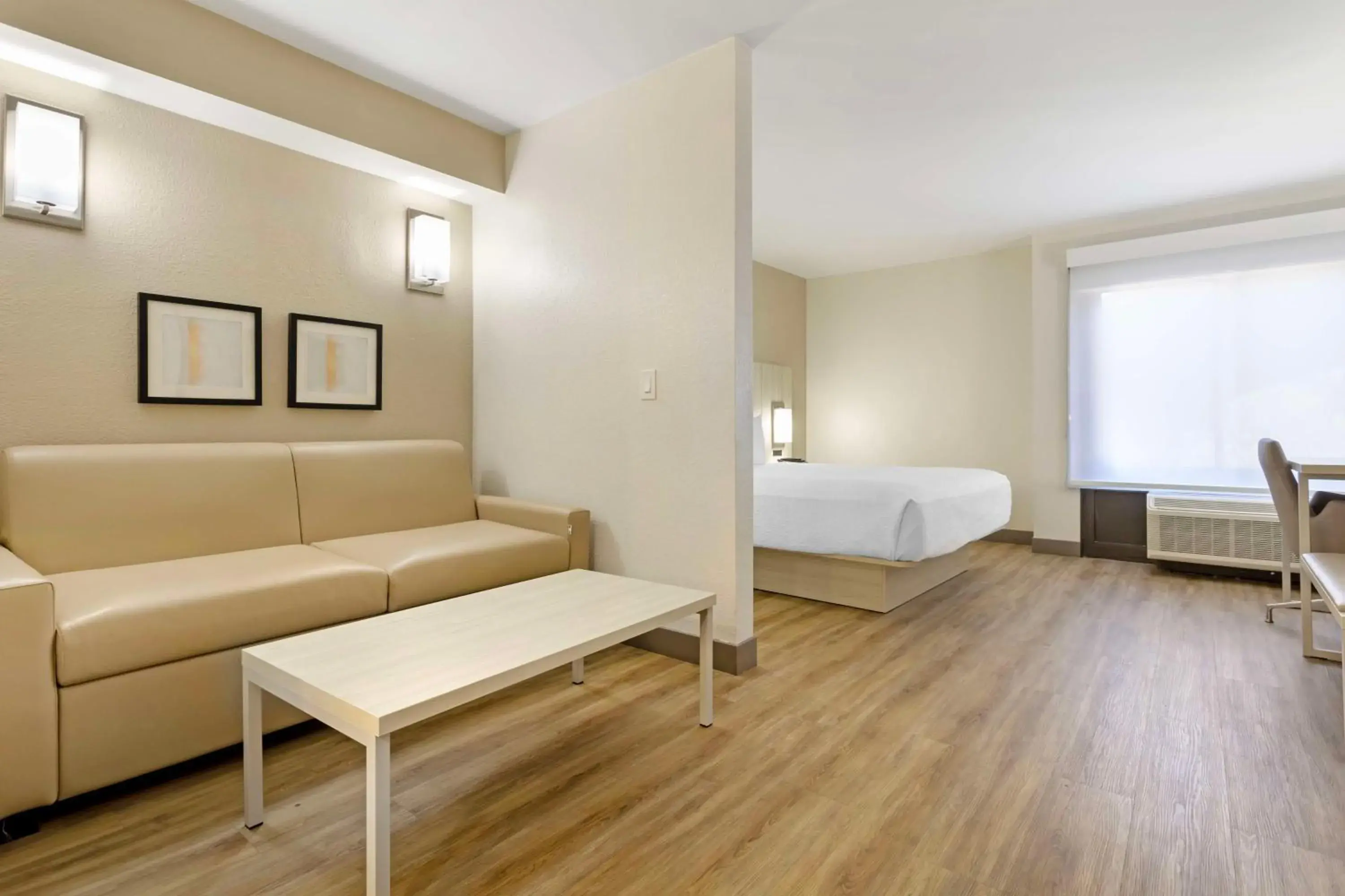 King Suite with Sofa Bed - Non-Smoking in Best Western Plus Sugar Land-Stafford King Suite with Sofa Bed - Non-Smoking in Best Western Plus Sugar Land-Stafford