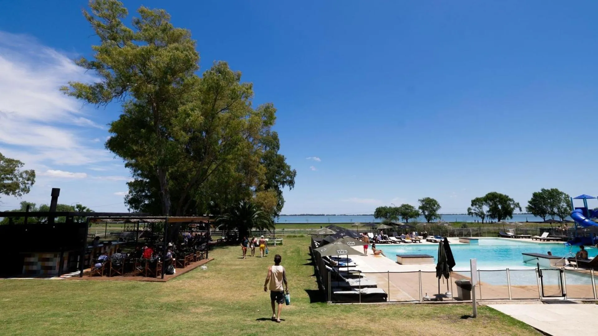 Day in Howard Johnson Chascomus