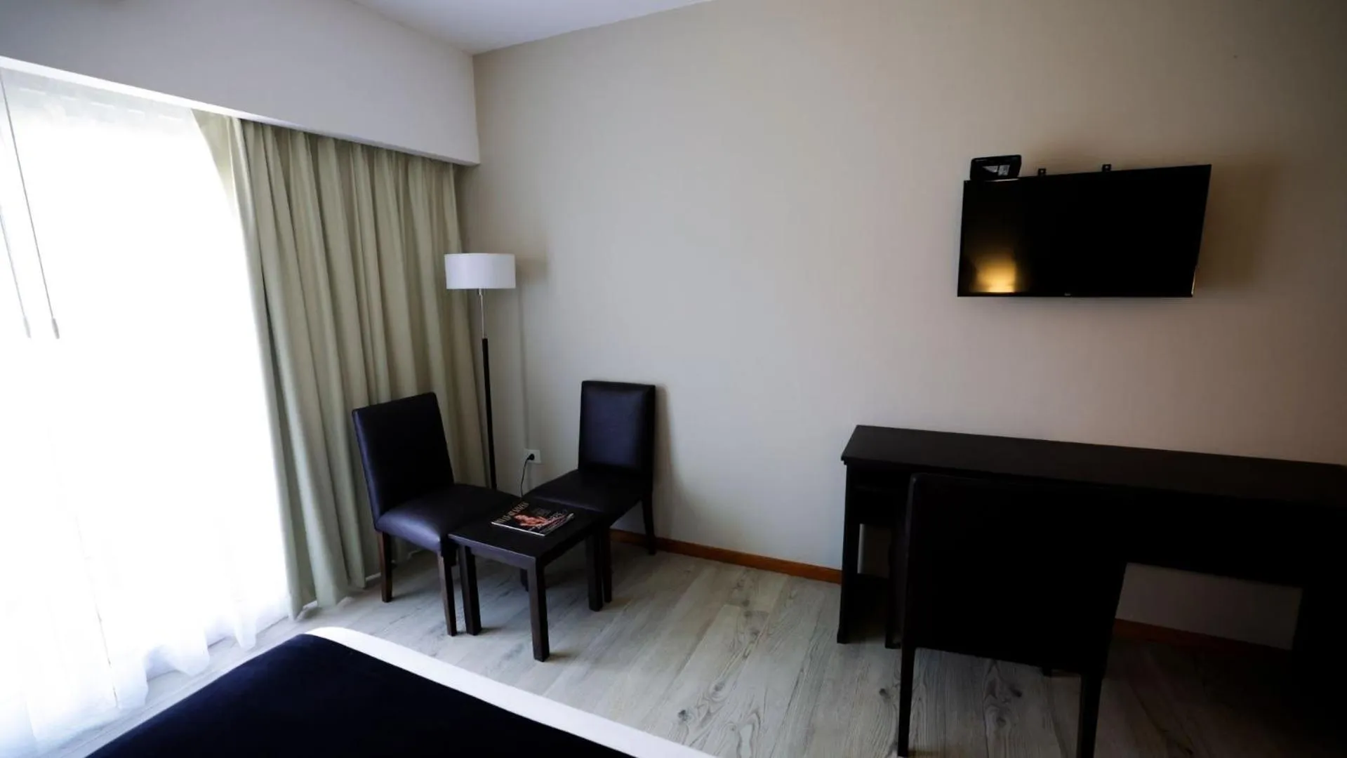 Decorative detail in Howard Johnson Chascomus