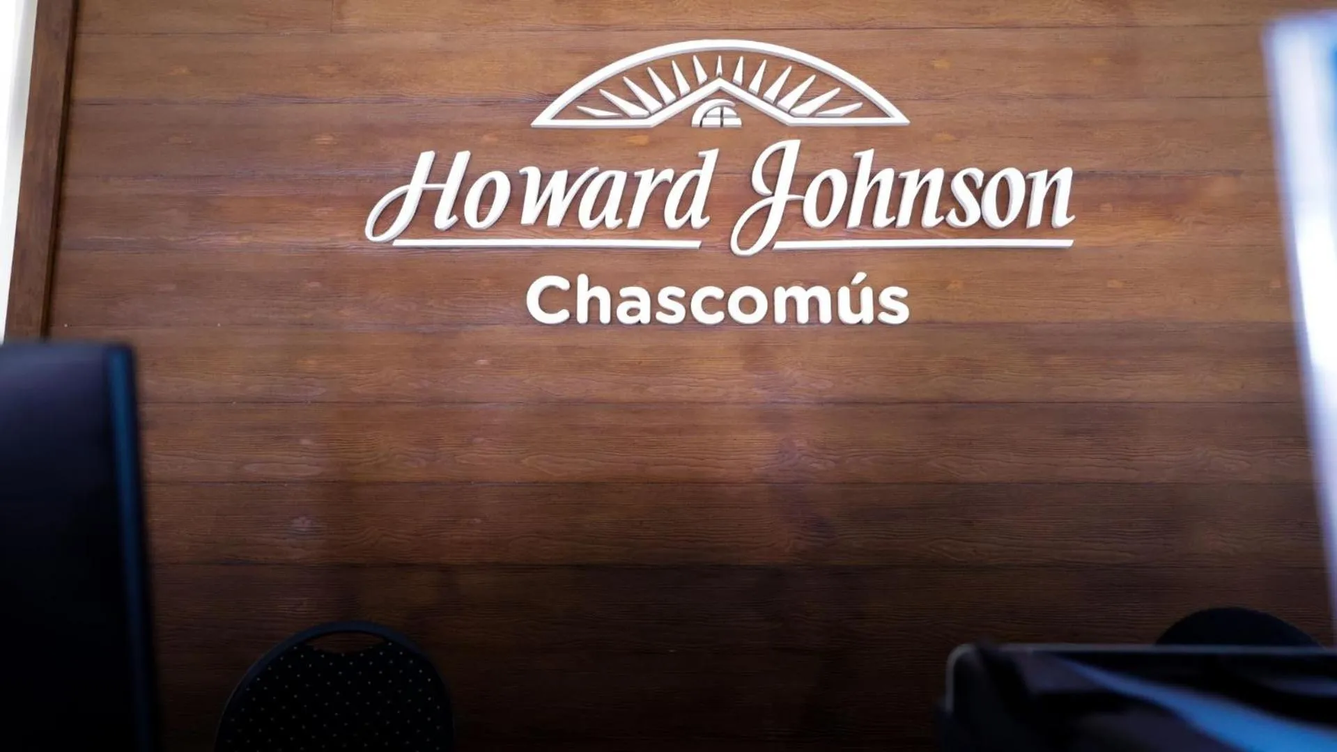 Property logo or sign in Howard Johnson Chascomus