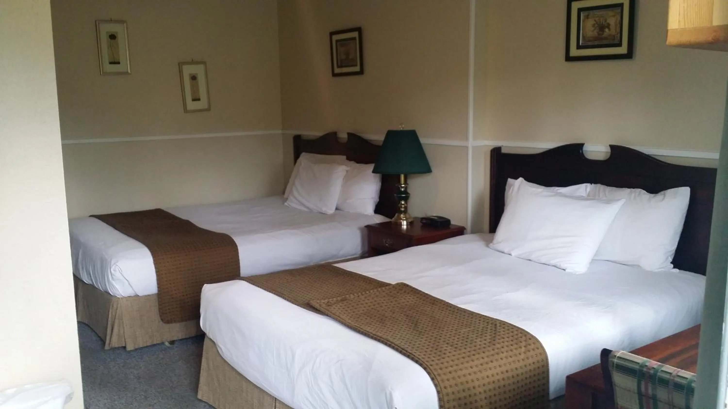 Bed in AppleTree Inn
