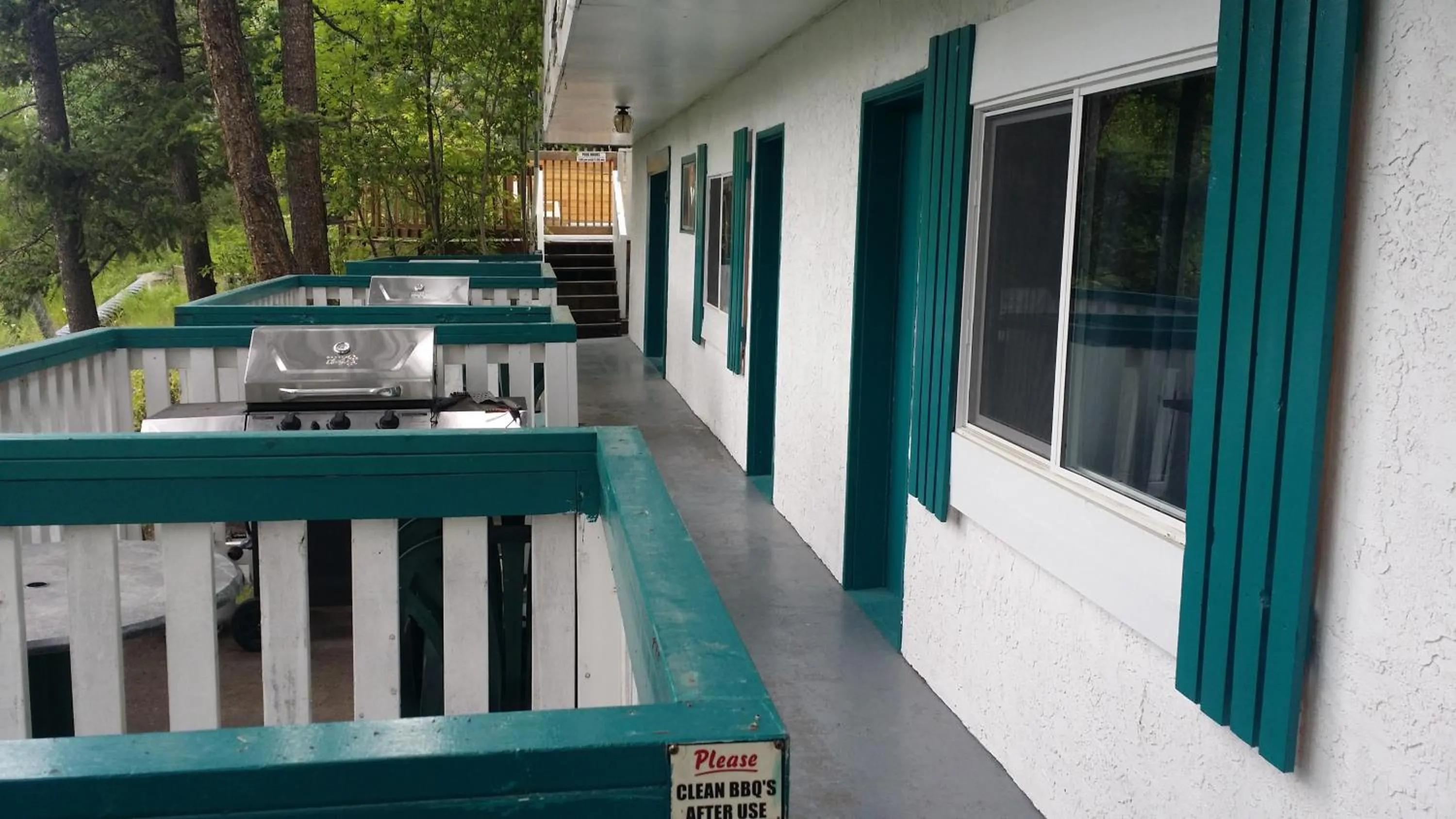 BBQ facilities in AppleTree Inn