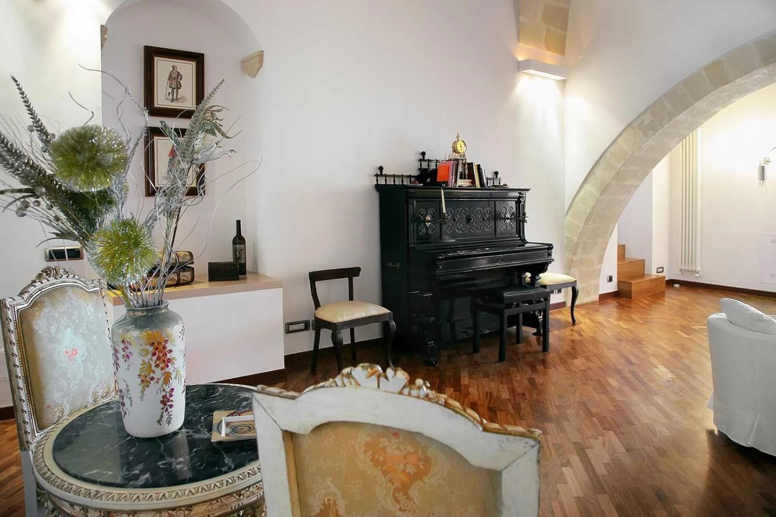 Living room in Antica Civita Luxury Room
