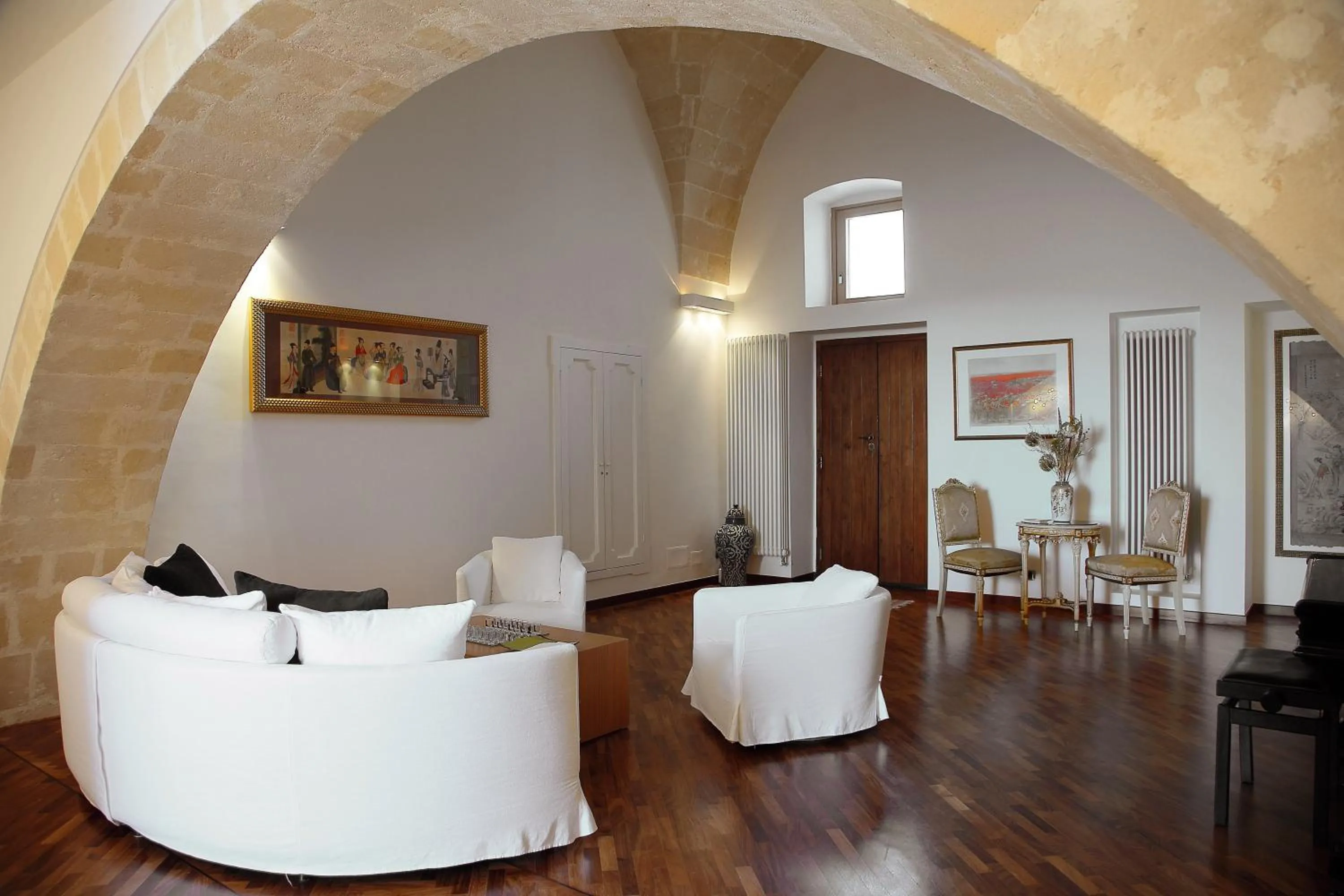 Living room in Antica Civita Luxury Room