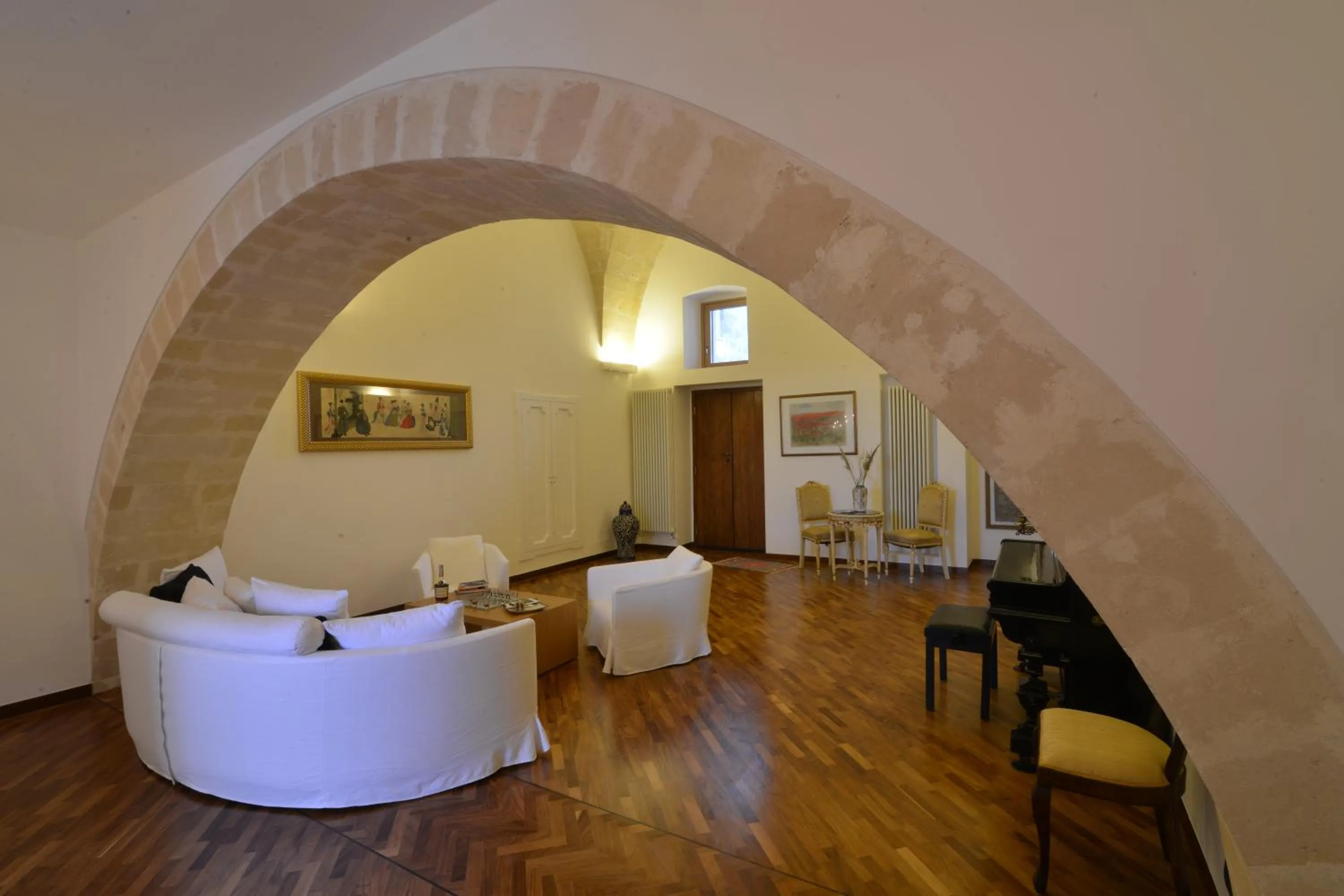 Living room in Antica Civita Luxury Room