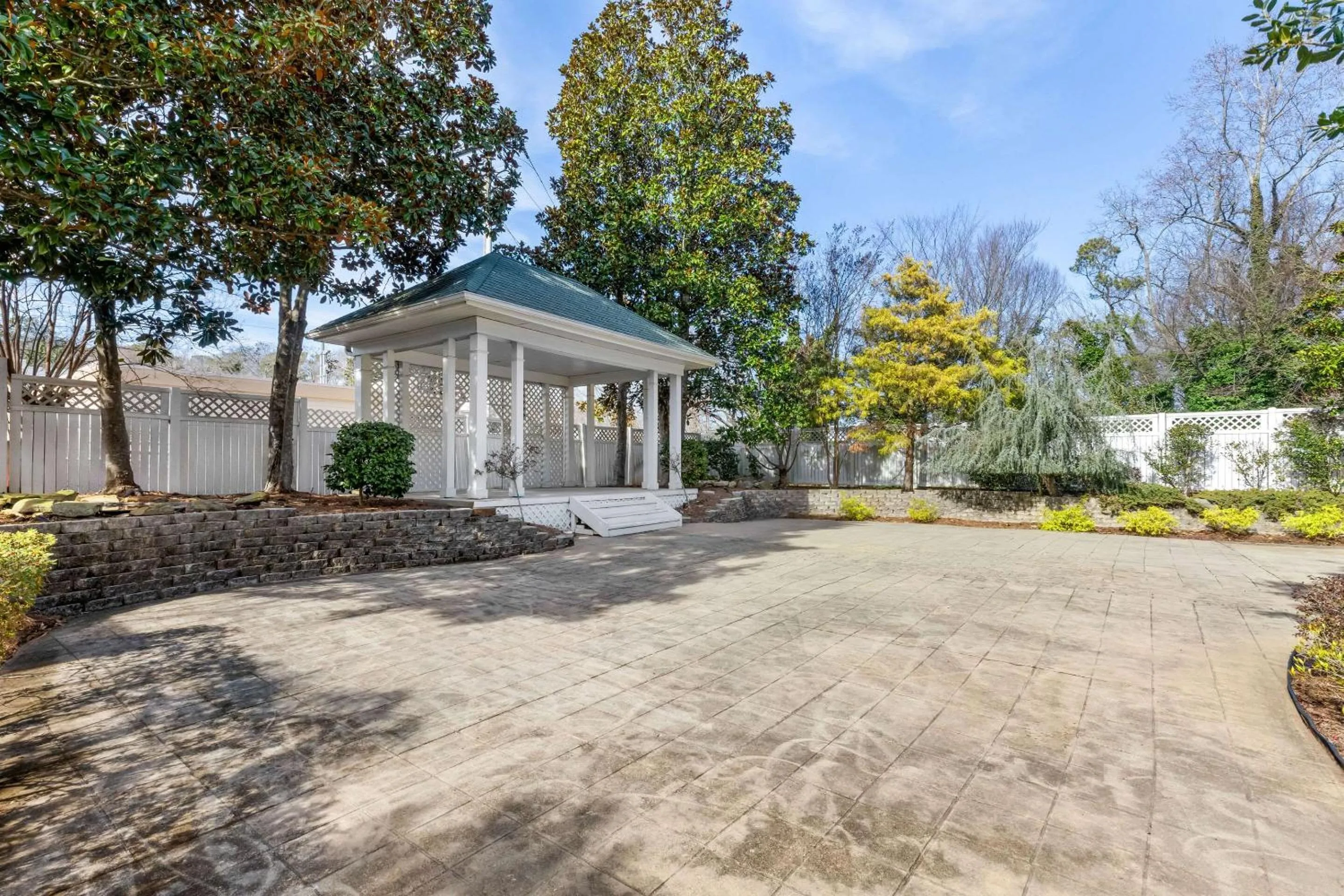Property building in Quality Inn Fayetteville Near Historic Downtown Square