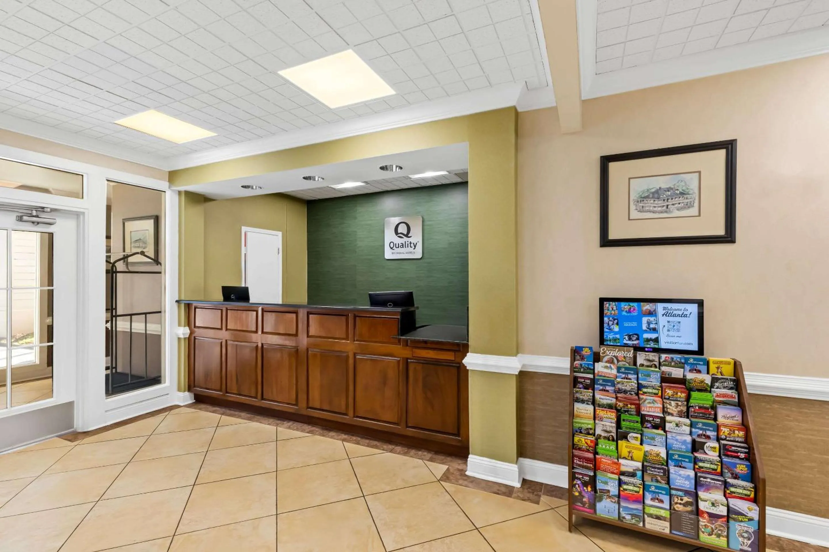 Lobby or reception in Quality Inn Fayetteville Near Historic Downtown Square
