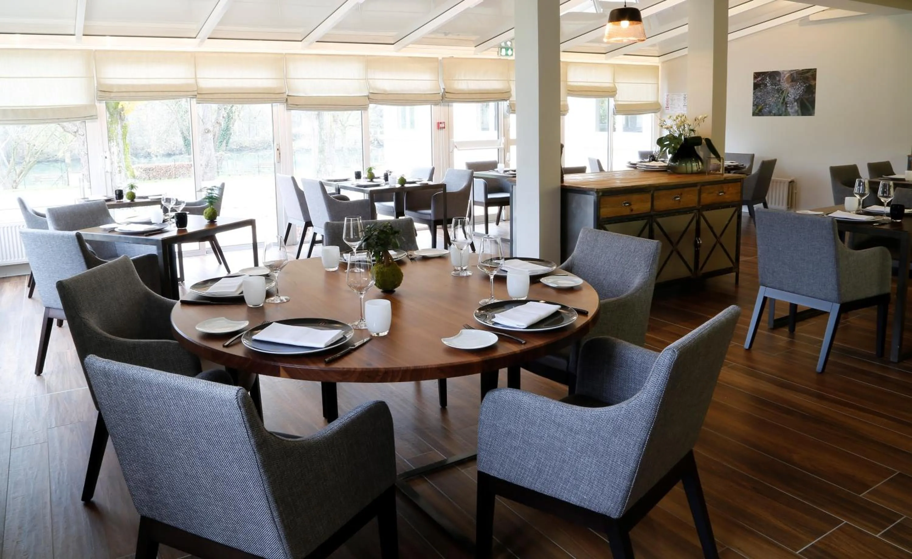 Restaurant/places to eat in Le Quincangrogne