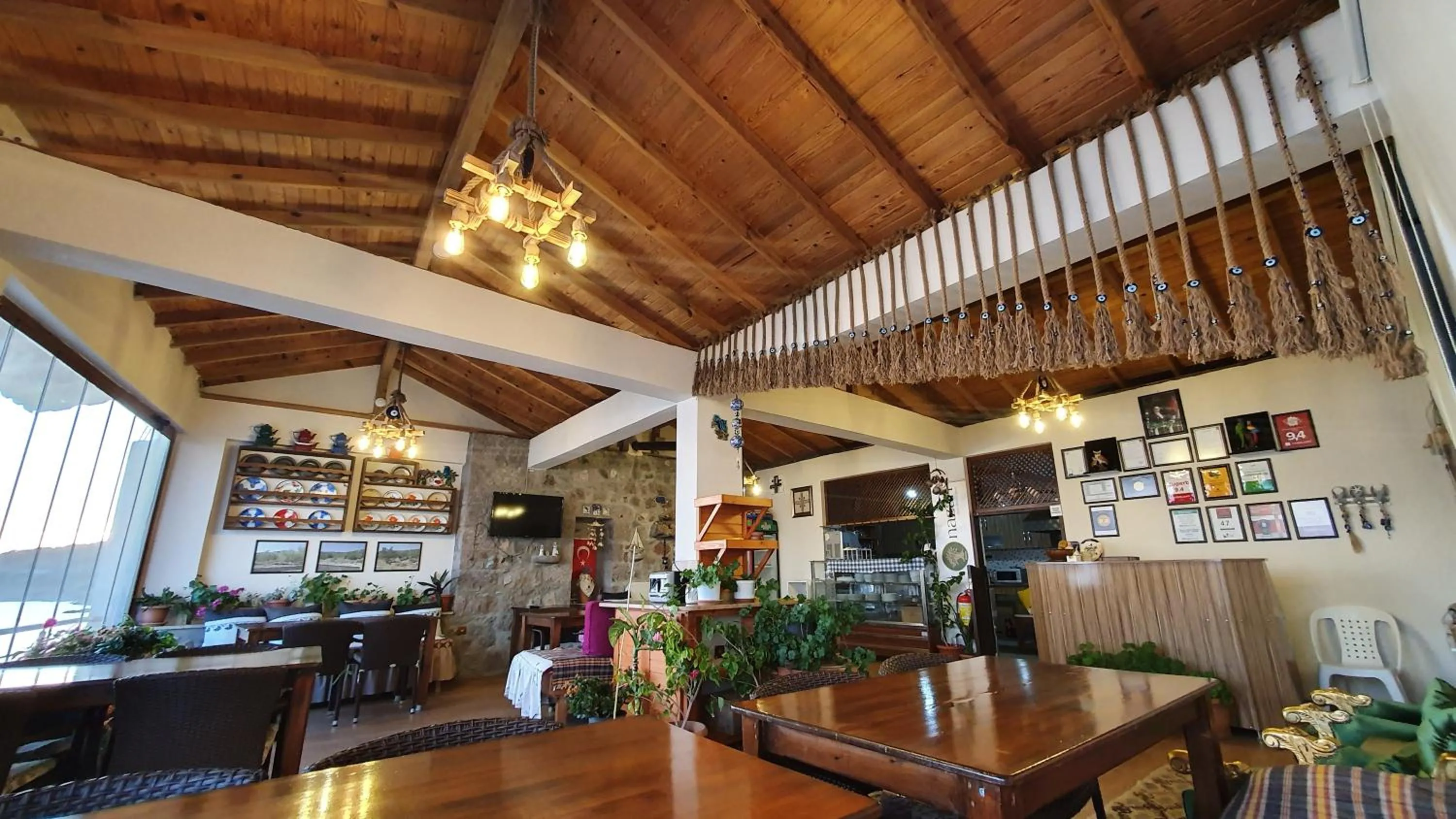 Restaurant/places to eat in Assos Nazan Motel Restoran Beach
