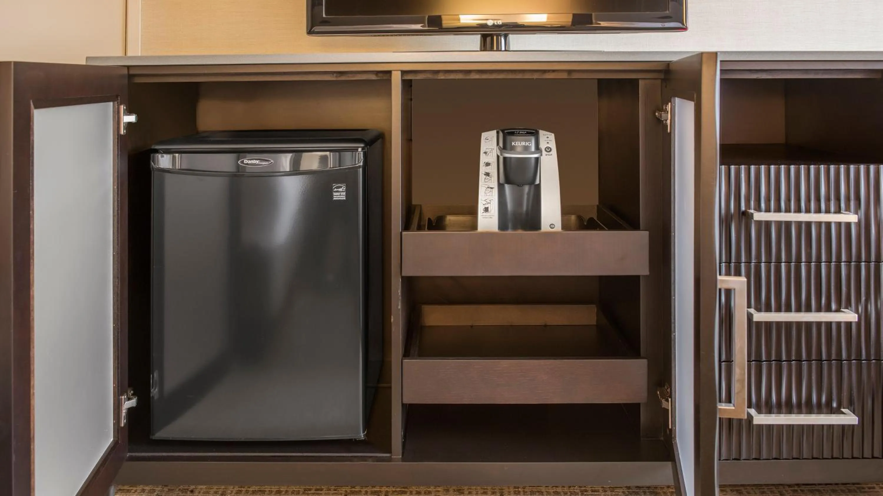 Photo of the whole room in Holiday Inn Denver Lakewood by IHG