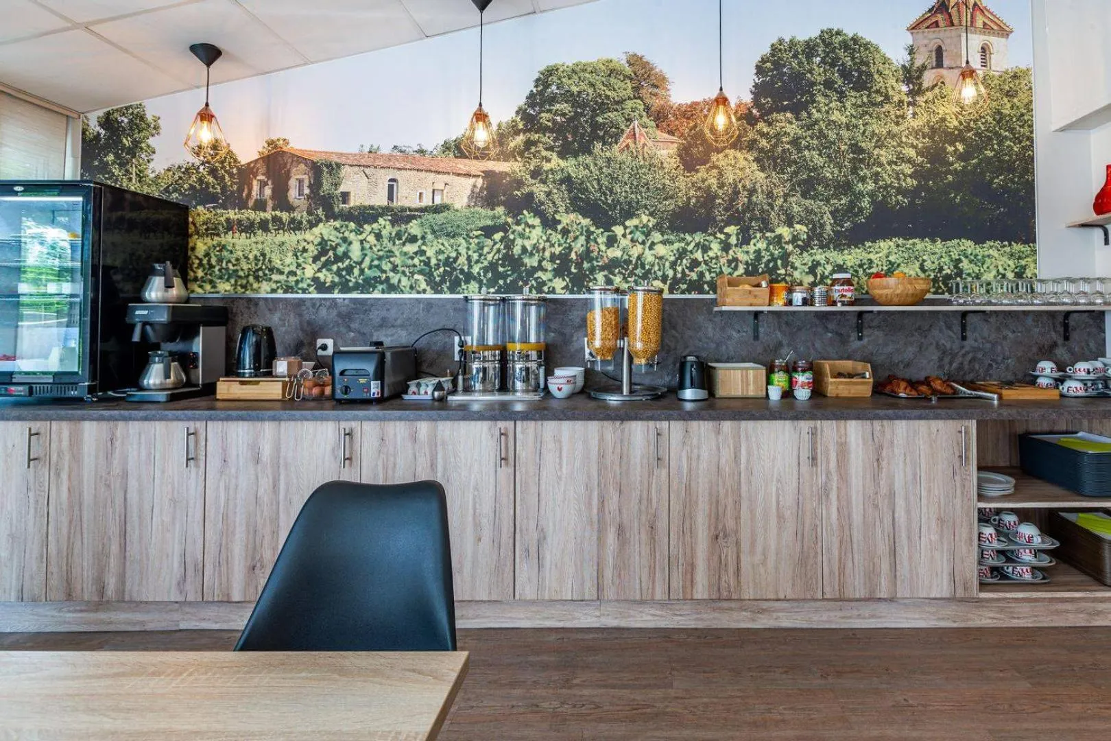 Breakfast in Logis Hôtel L'Oliveraie