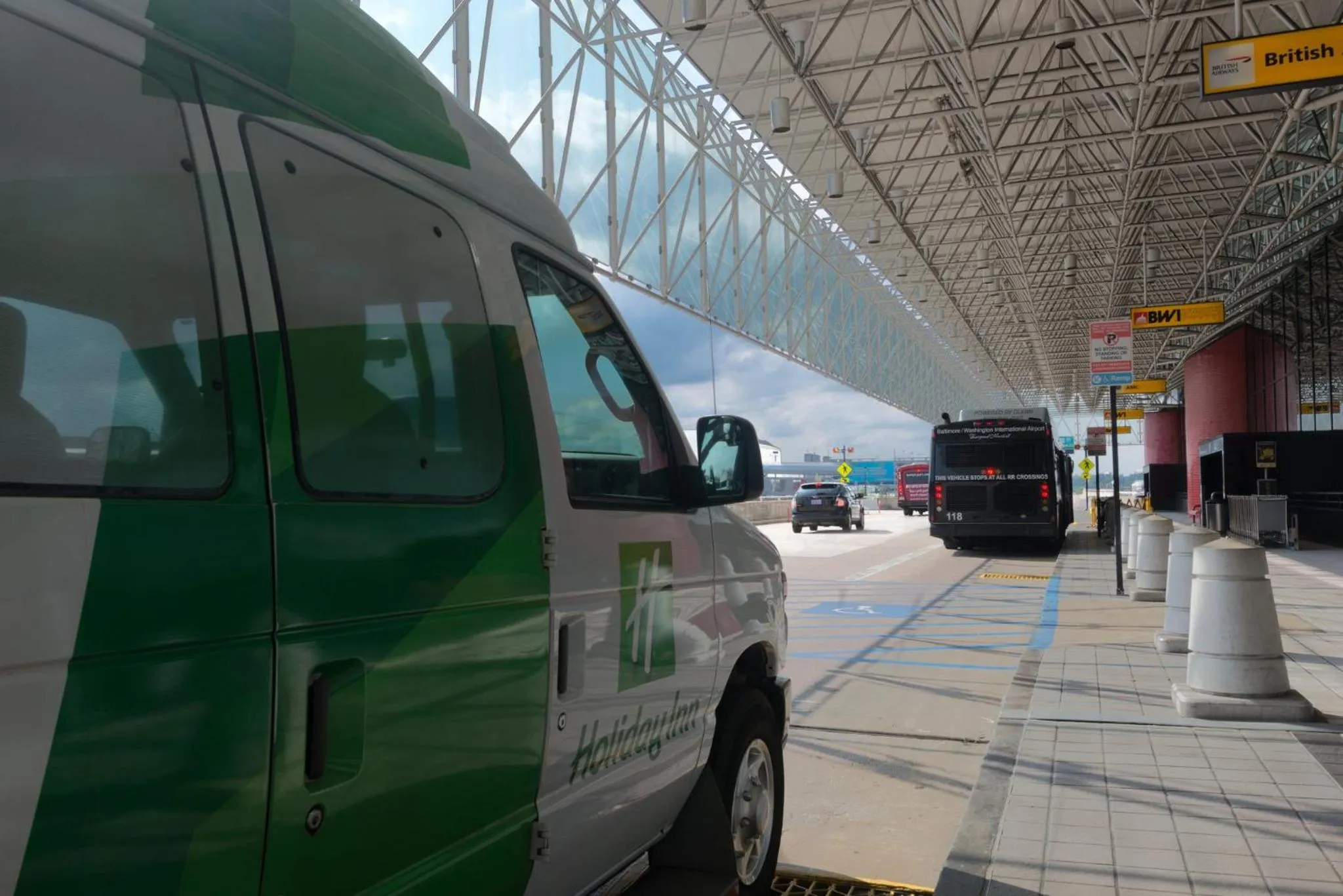 Lobby or reception in Holiday Inn Baltimore BWI Airport by IHG