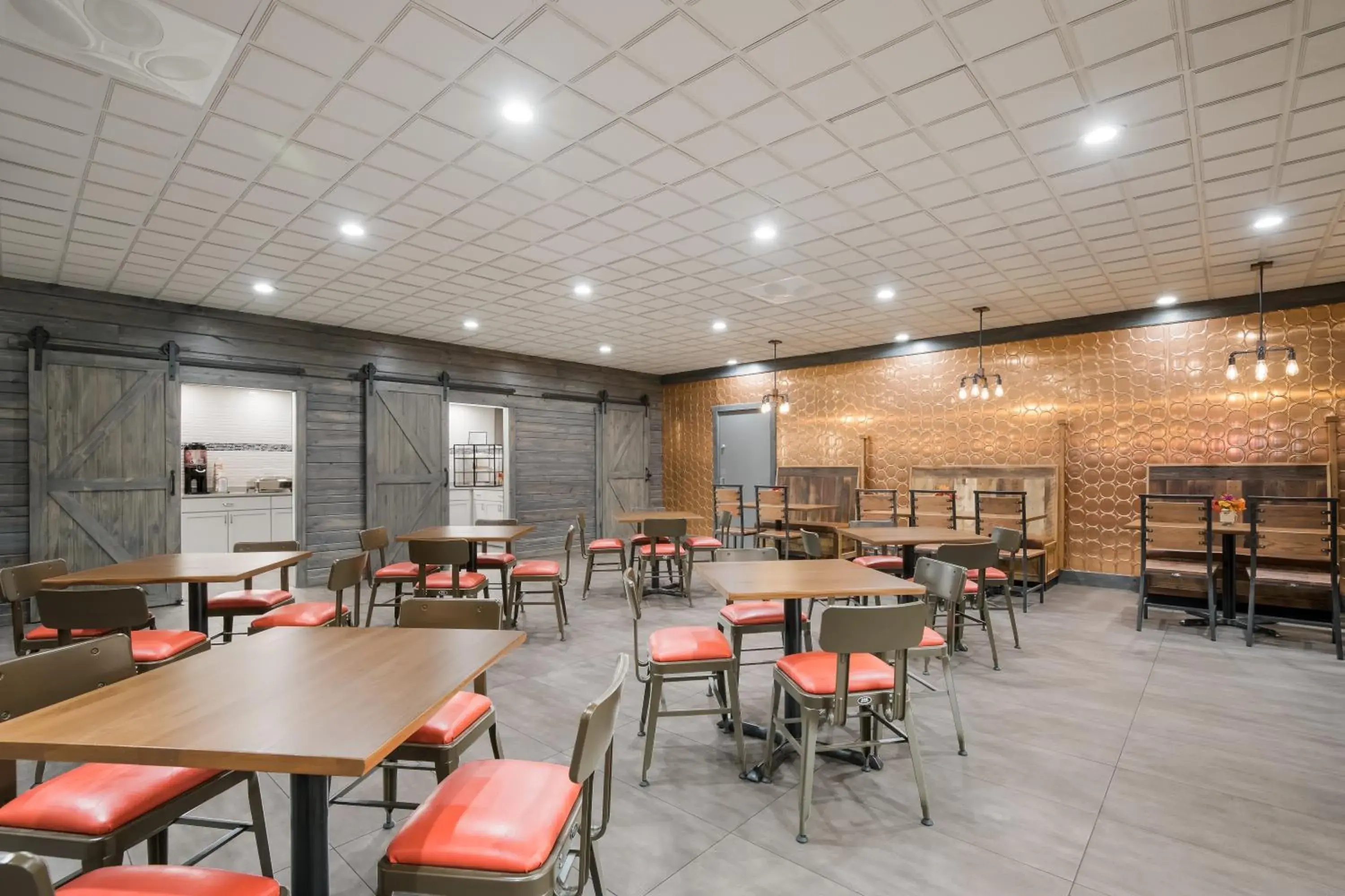 Restaurant/places to eat in Clarion Hotel & Convention Center Joliet Restaurant/places to eat in Clarion Hotel & Convention Center Joliet