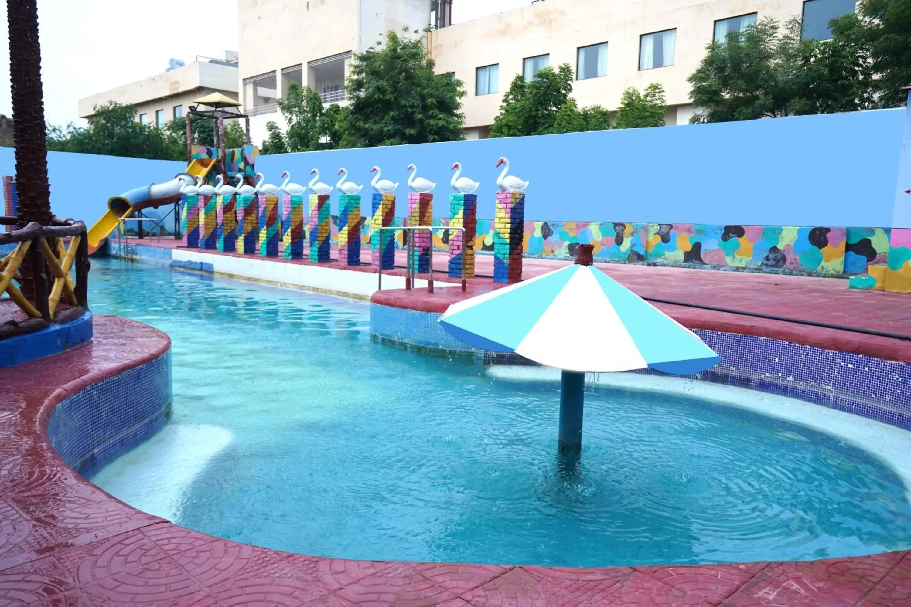 Swimming pool in Swad Ri Dhani, Ajmer Swimming pool in Swad Ri Dhani, Ajmer