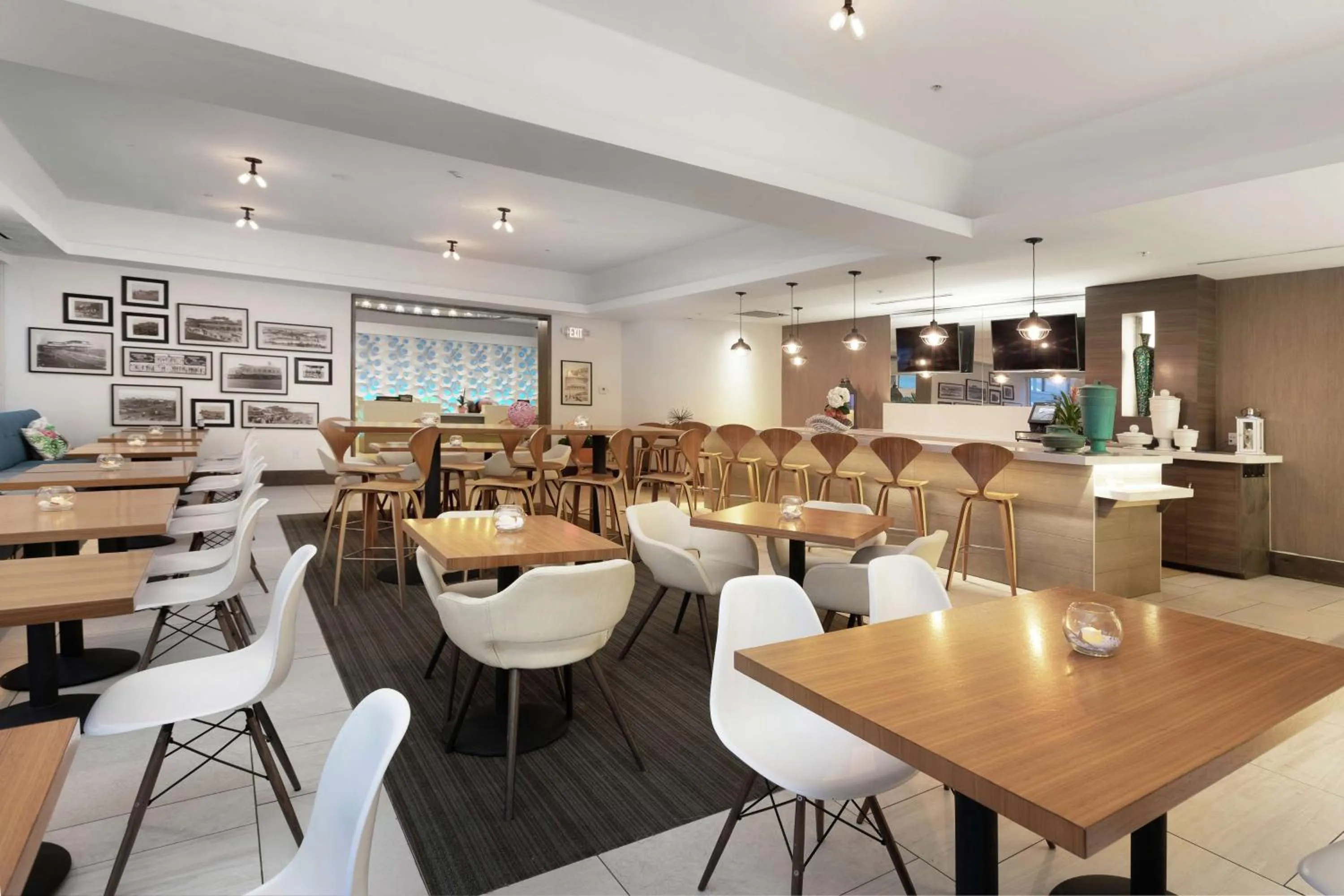 Breakfast in DoubleTree by Hilton Galveston Beach