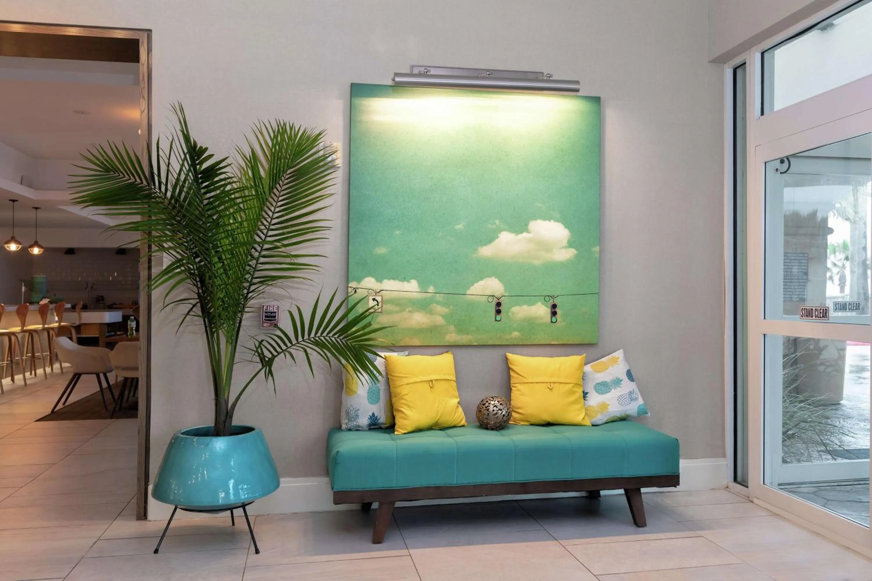 Lobby or reception in DoubleTree by Hilton Galveston Beach