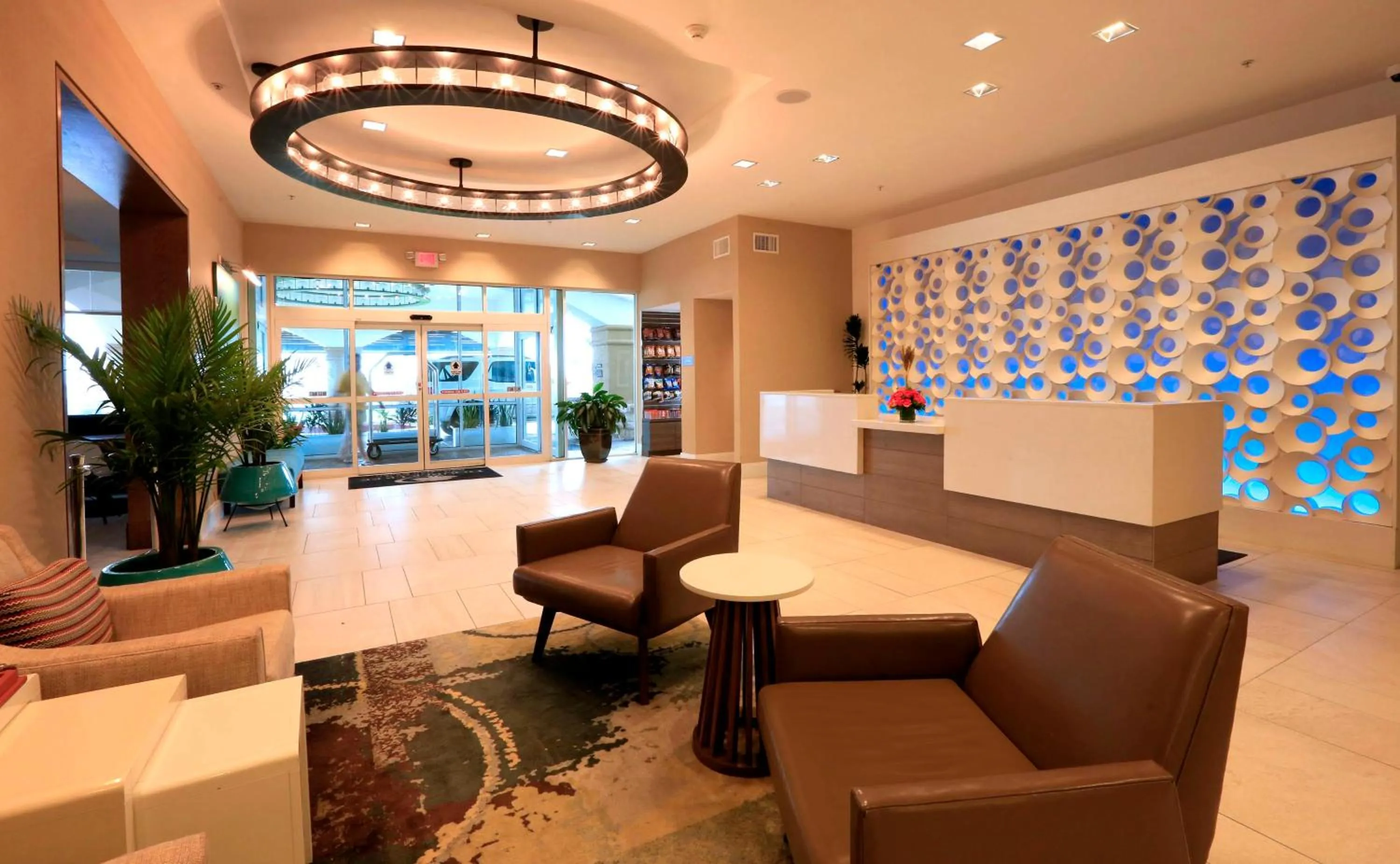 Lobby or reception in DoubleTree by Hilton Galveston Beach