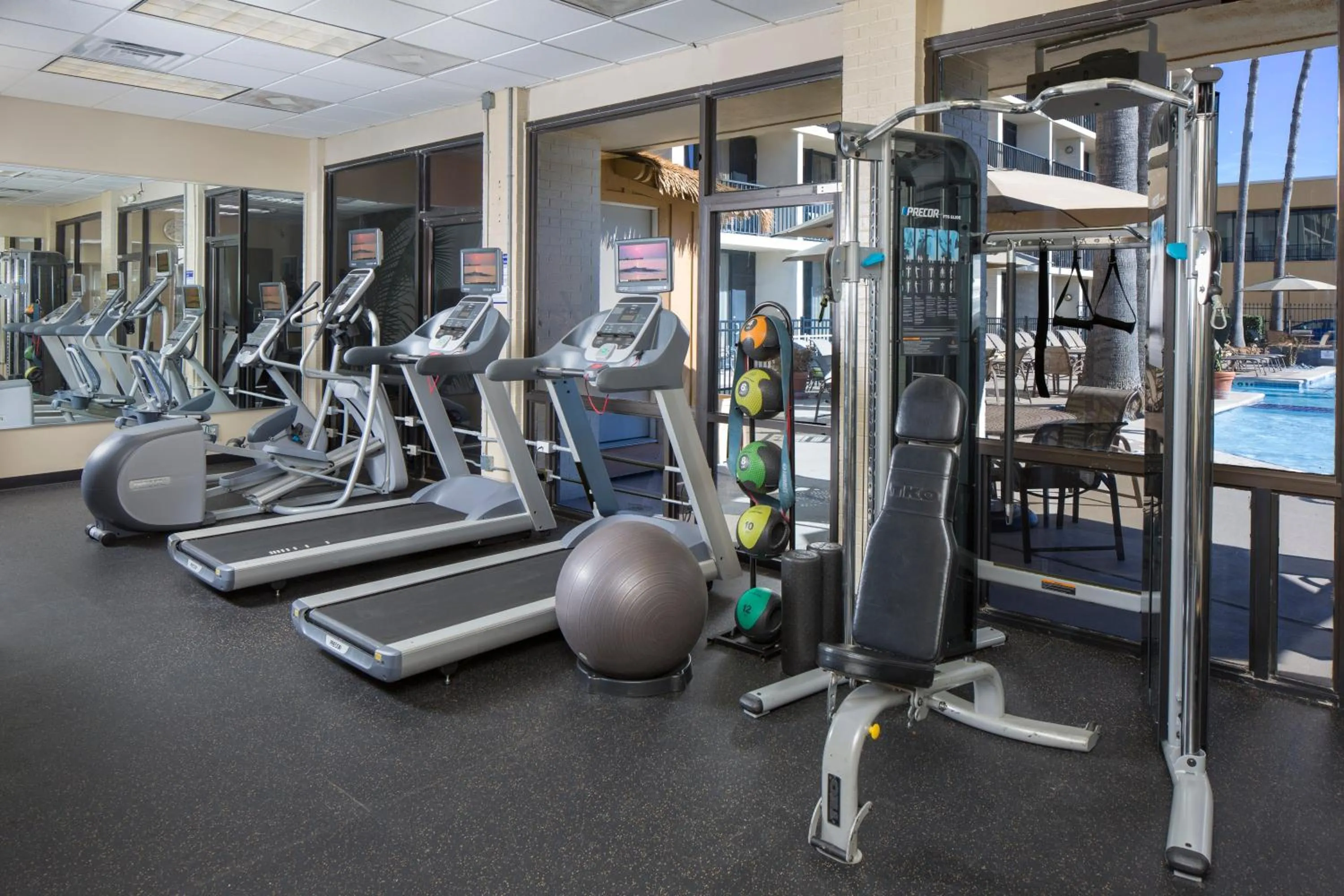 Fitness centre/facilities in Holiday Inn Resort Galveston - On The Beach by IHG