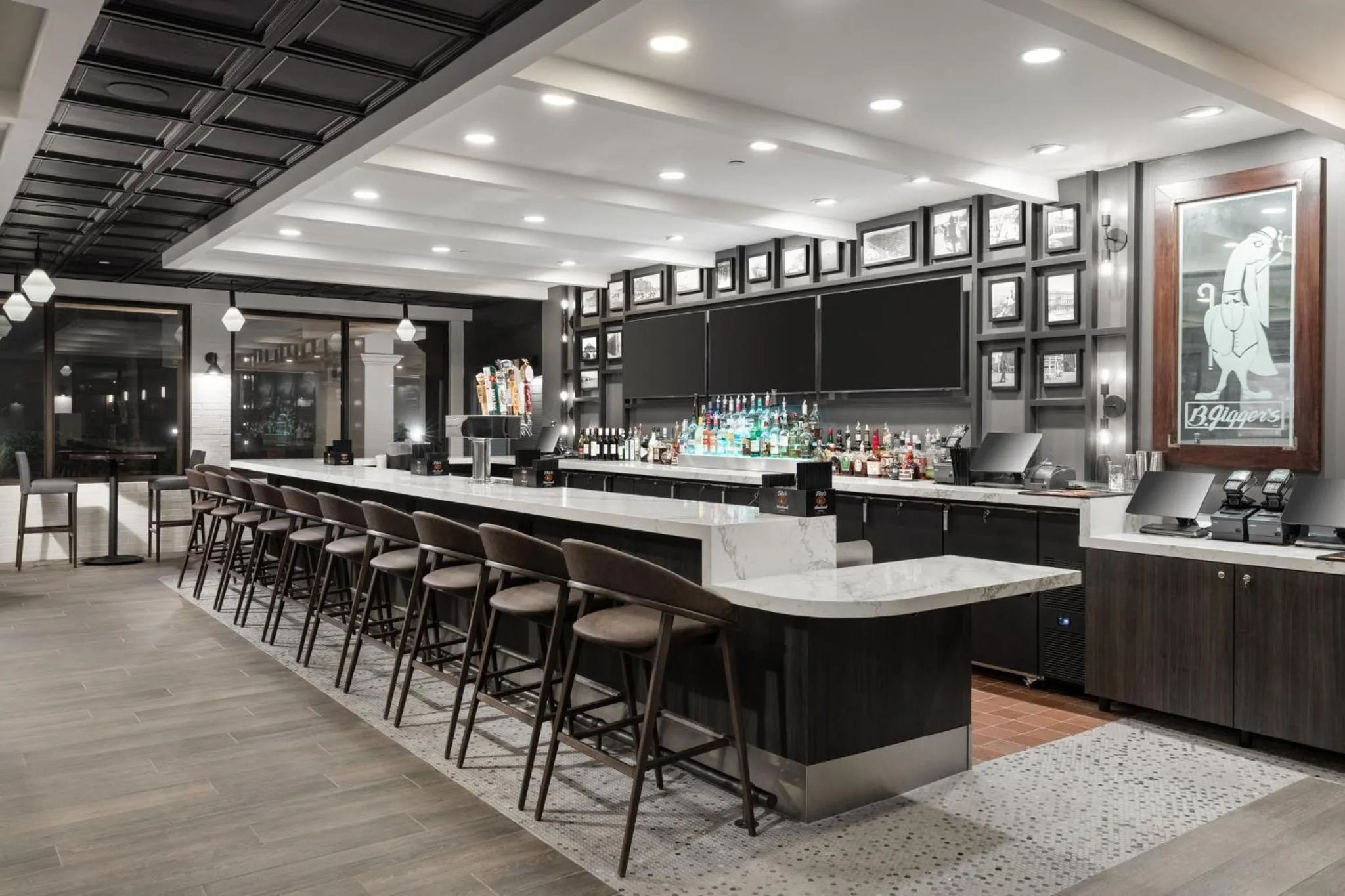 Lounge or bar in Holiday Inn Resort Galveston - On The Beach by IHG