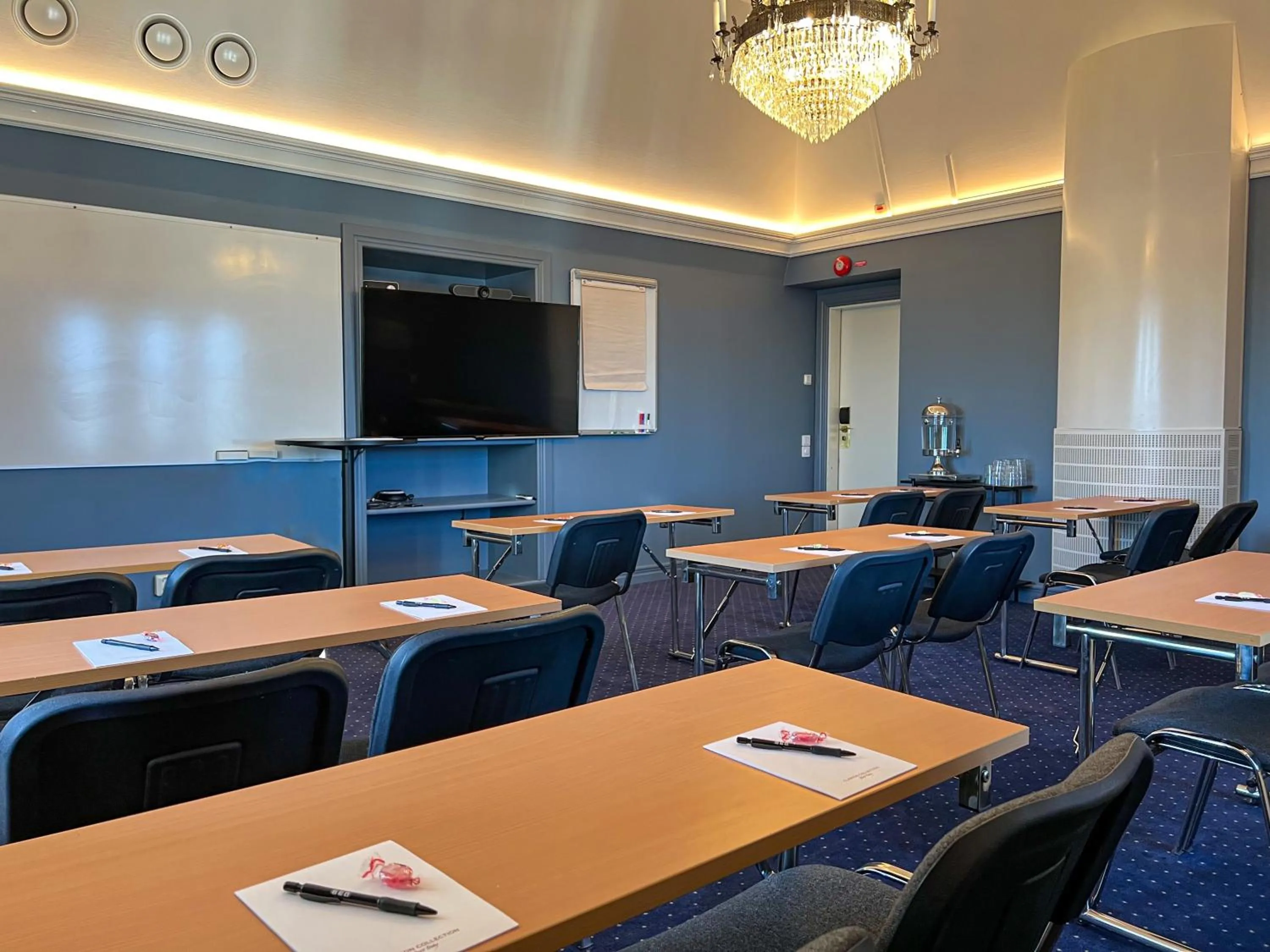 Meeting/conference room in Home Hotel Drott