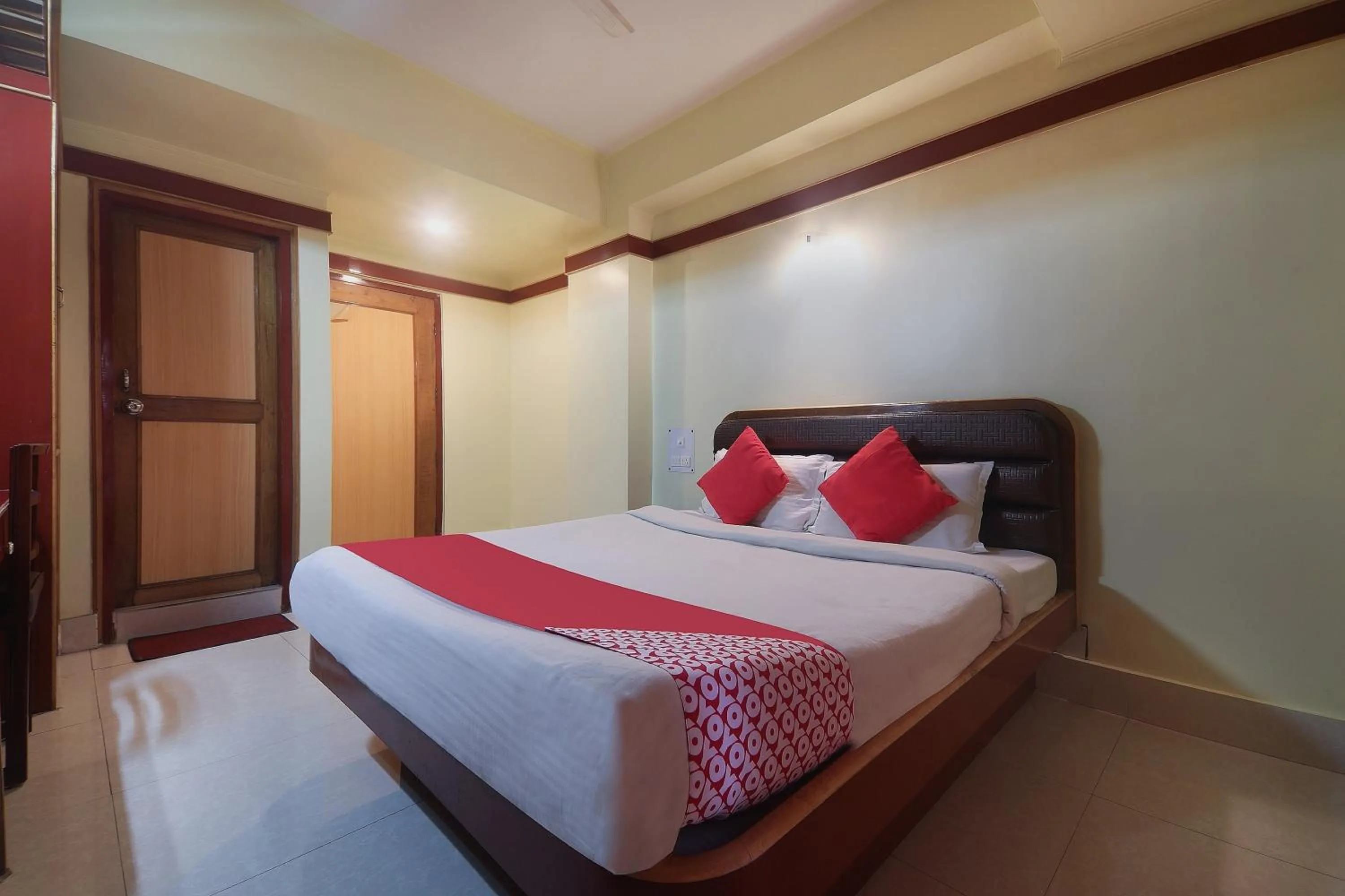 Bedroom in Collection O President