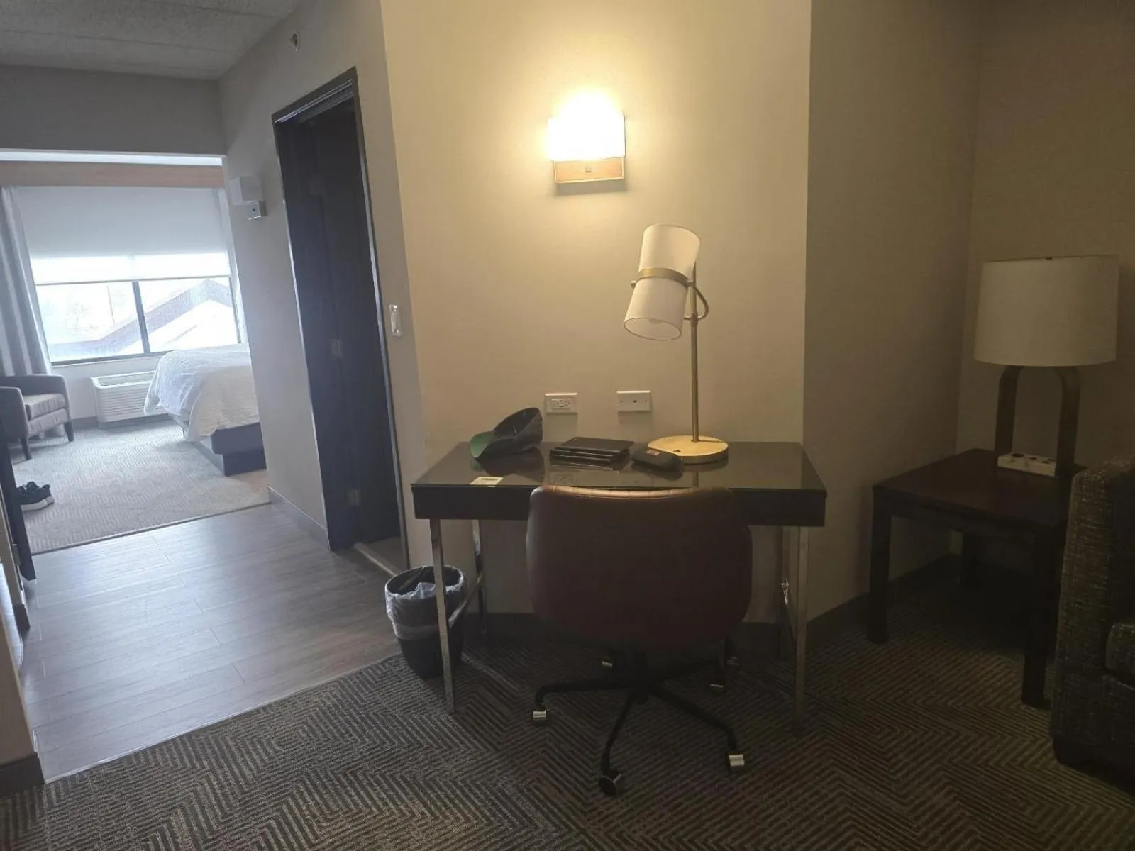 Living room in Holiday Inn Hotel & Suites Chicago Northwest - Elgin by IHG