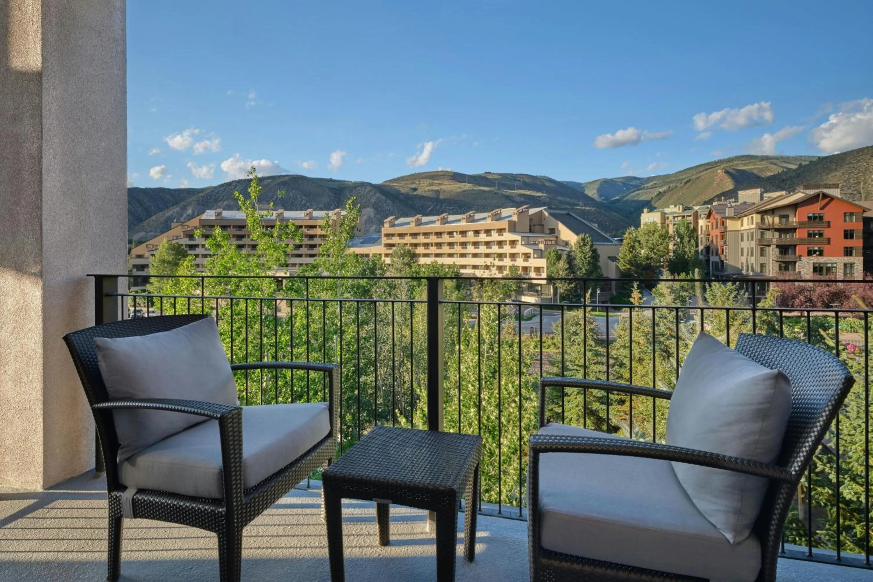 Photo of the whole room in The Westin Riverfront Mountain Villas, Beaver Creek Mountain