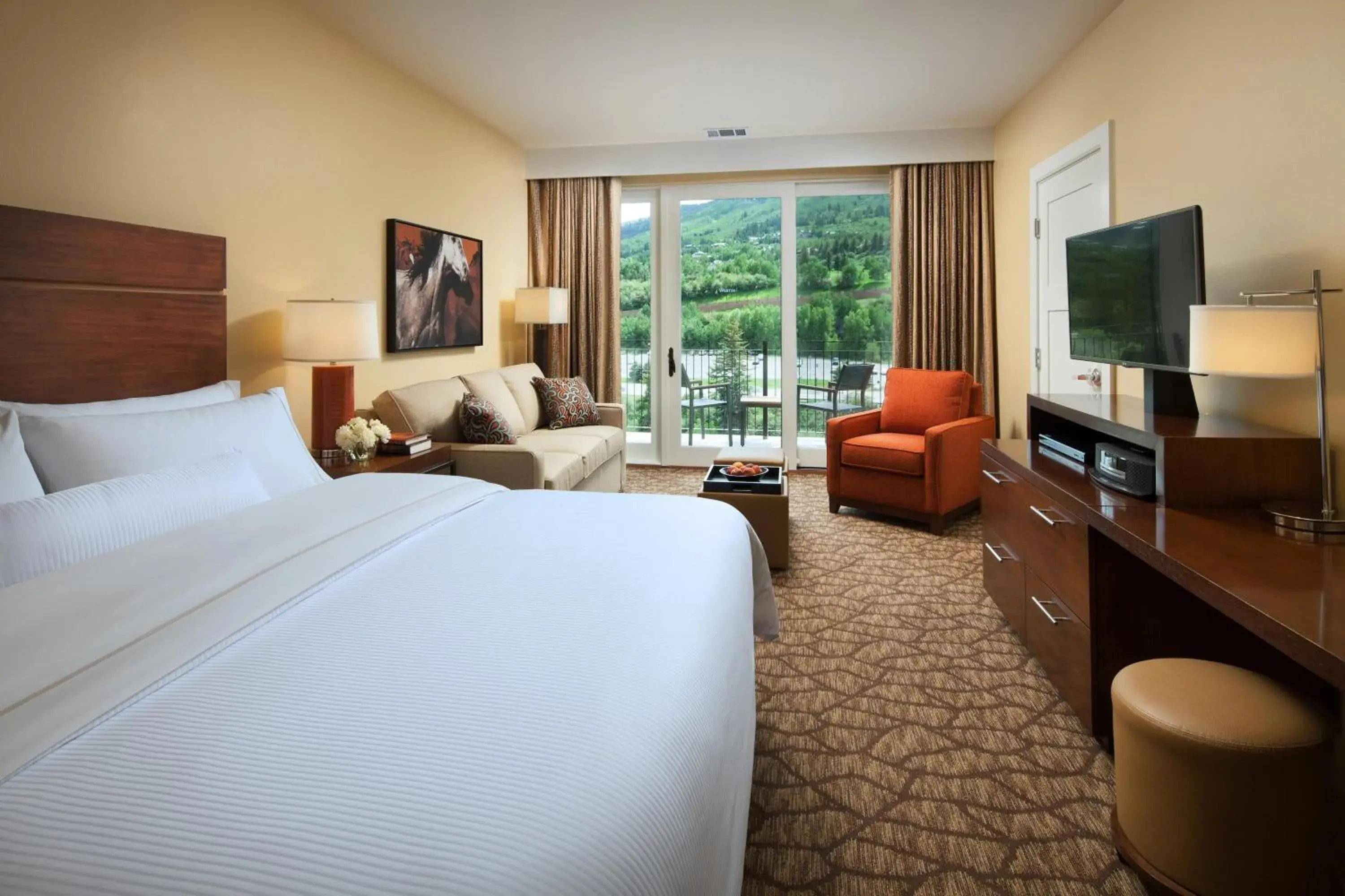 King Studio with Balcony in The Westin Riverfront Mountain Villas, Beaver Creek Mountain King Studio with Balcony in The Westin Riverfront Mountain Villas, Beaver Creek Mountain