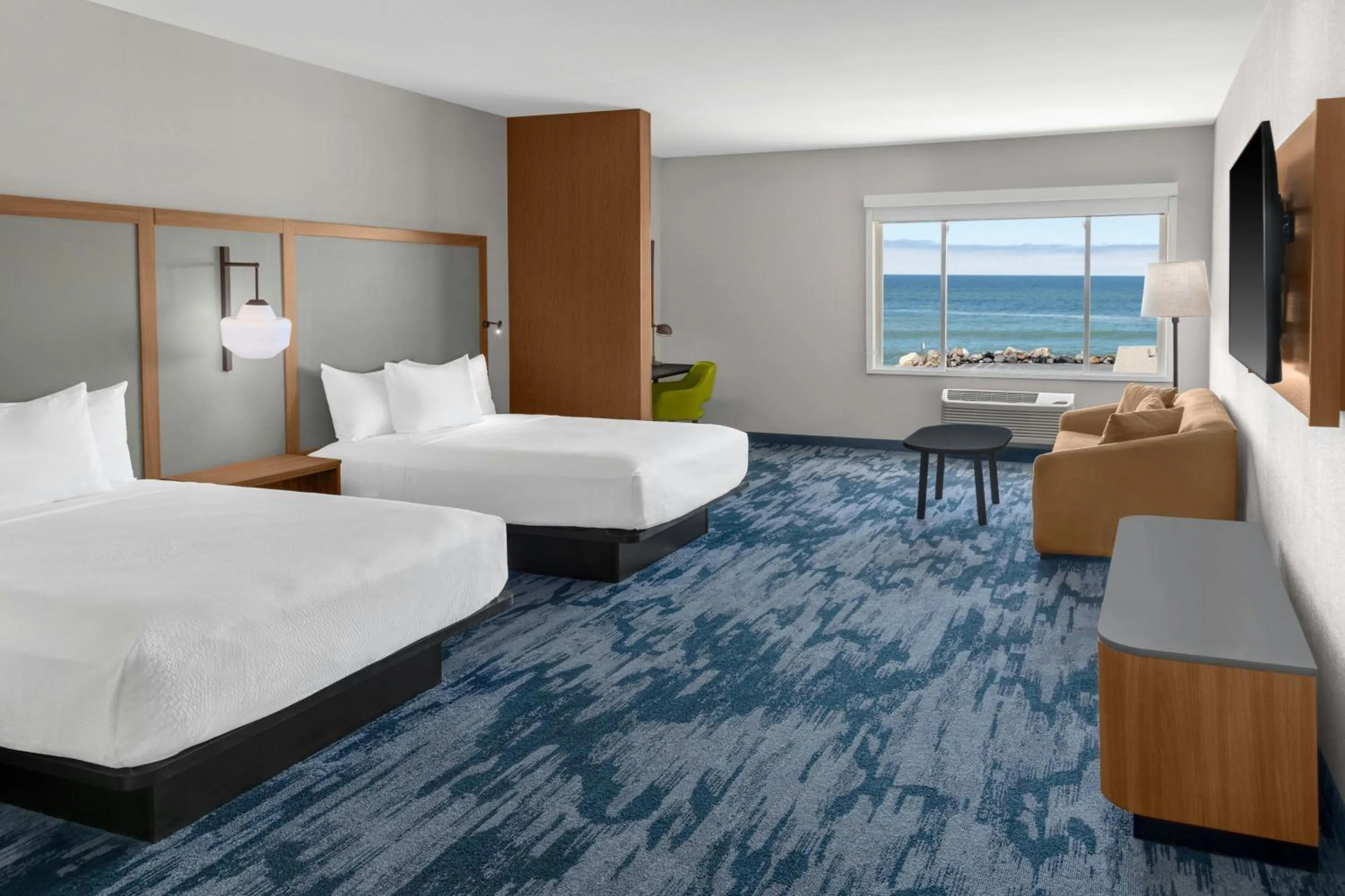 Photo of the whole room, Bed in Fairfield by Marriott Inn & Suites San Francisco Pacifica