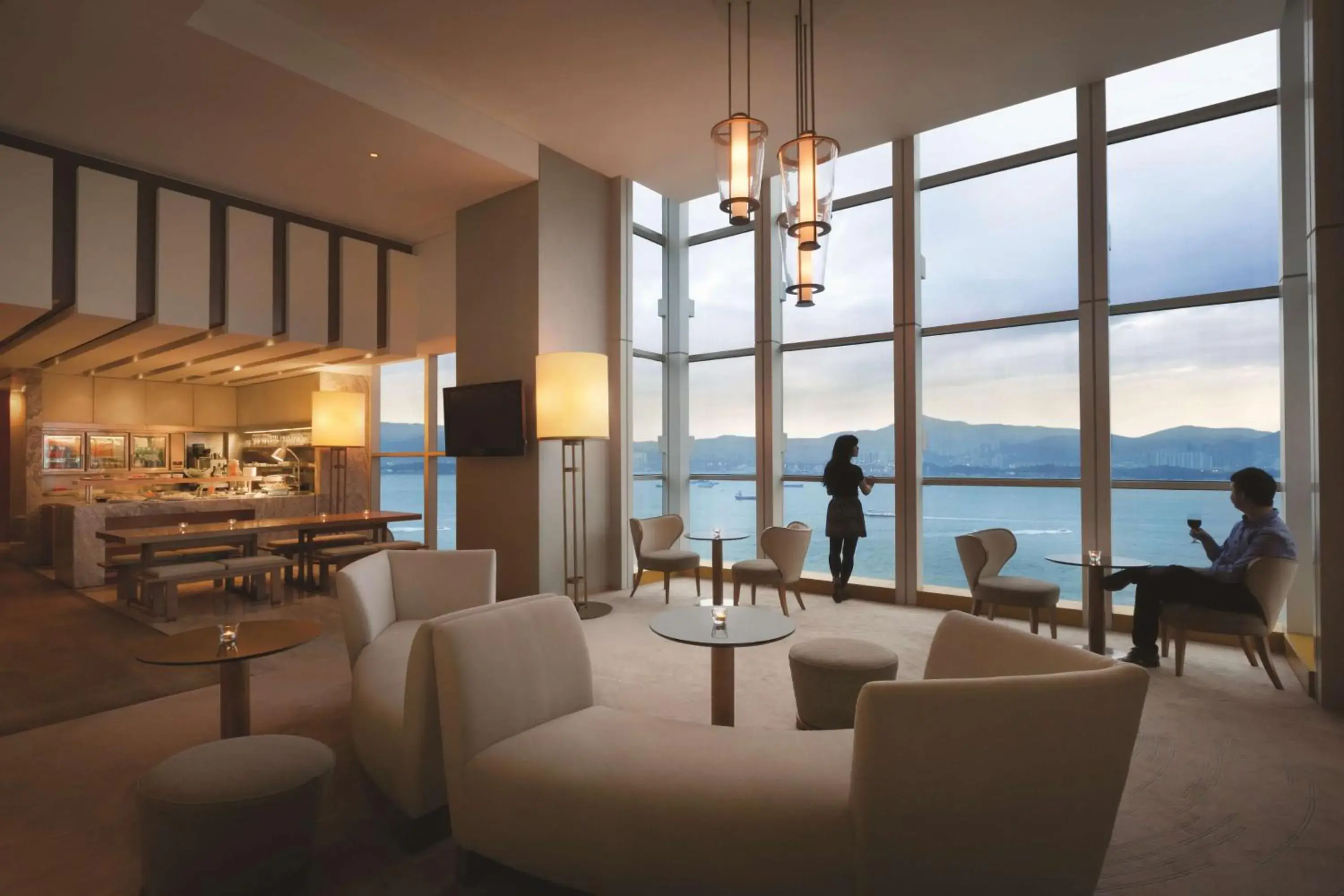 Lounge or bar in Jen Hong Kong by Shangri-La Lounge or bar in Jen Hong Kong by Shangri-La